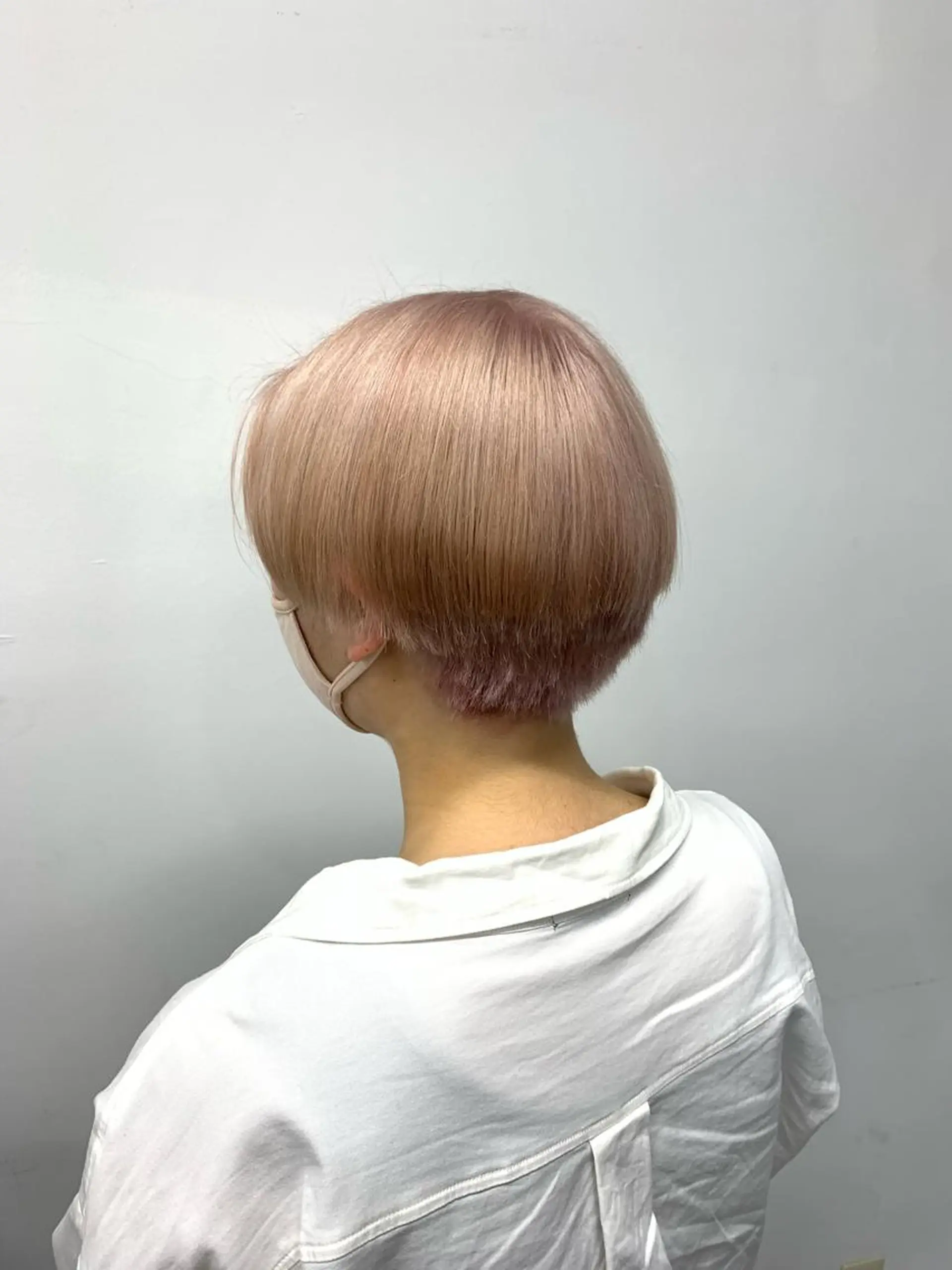 ショート カラー ブリーチ ピンクカラー ✨メンズウルフ特化 美容師タイガ✨のヘアスタイル