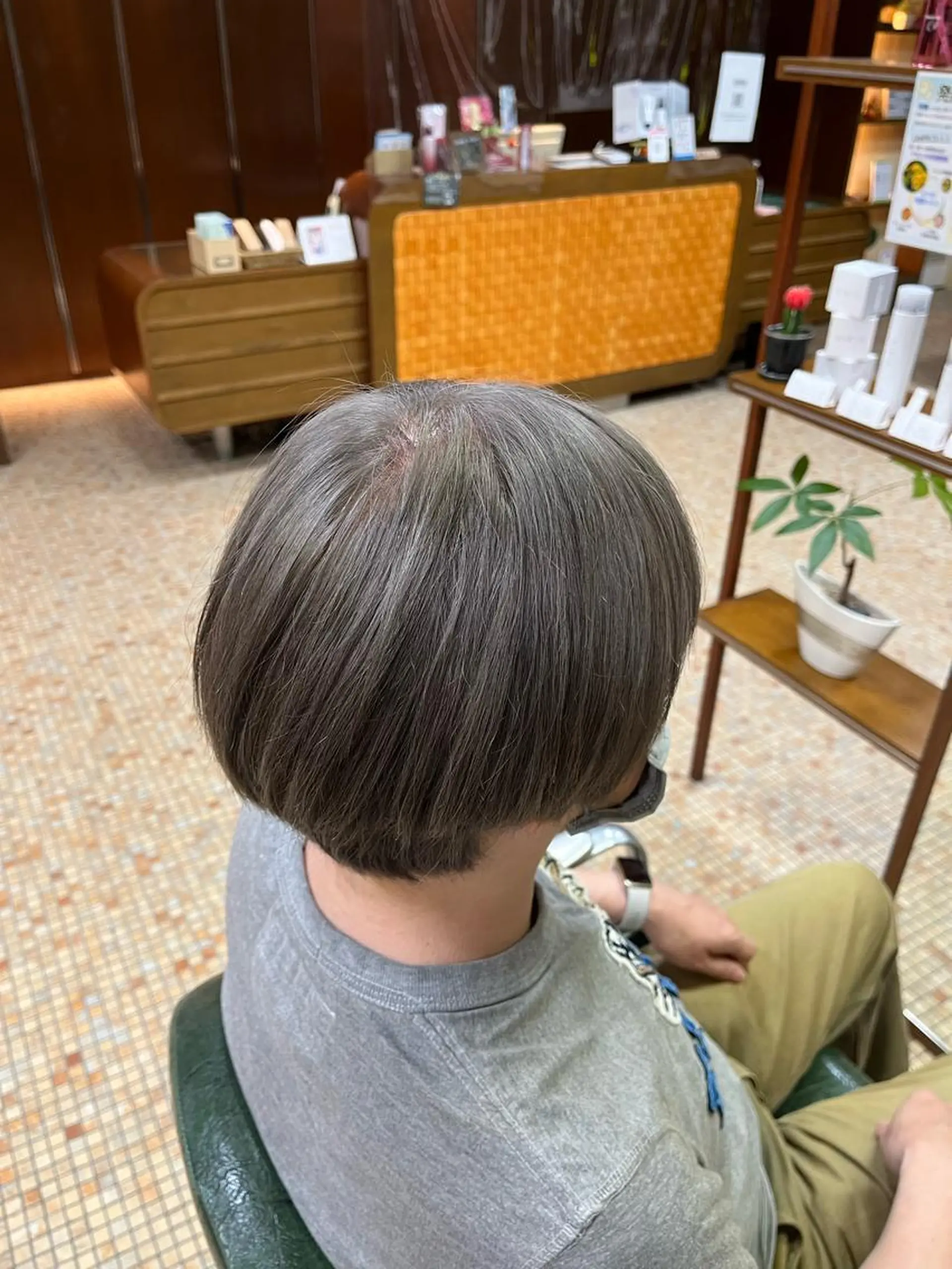 カラー メンズ ベージュカラー グレージュ 髪質改善period.赤坂　美容室所属・✨髪質改善✨ period.永松のヘアスタイル