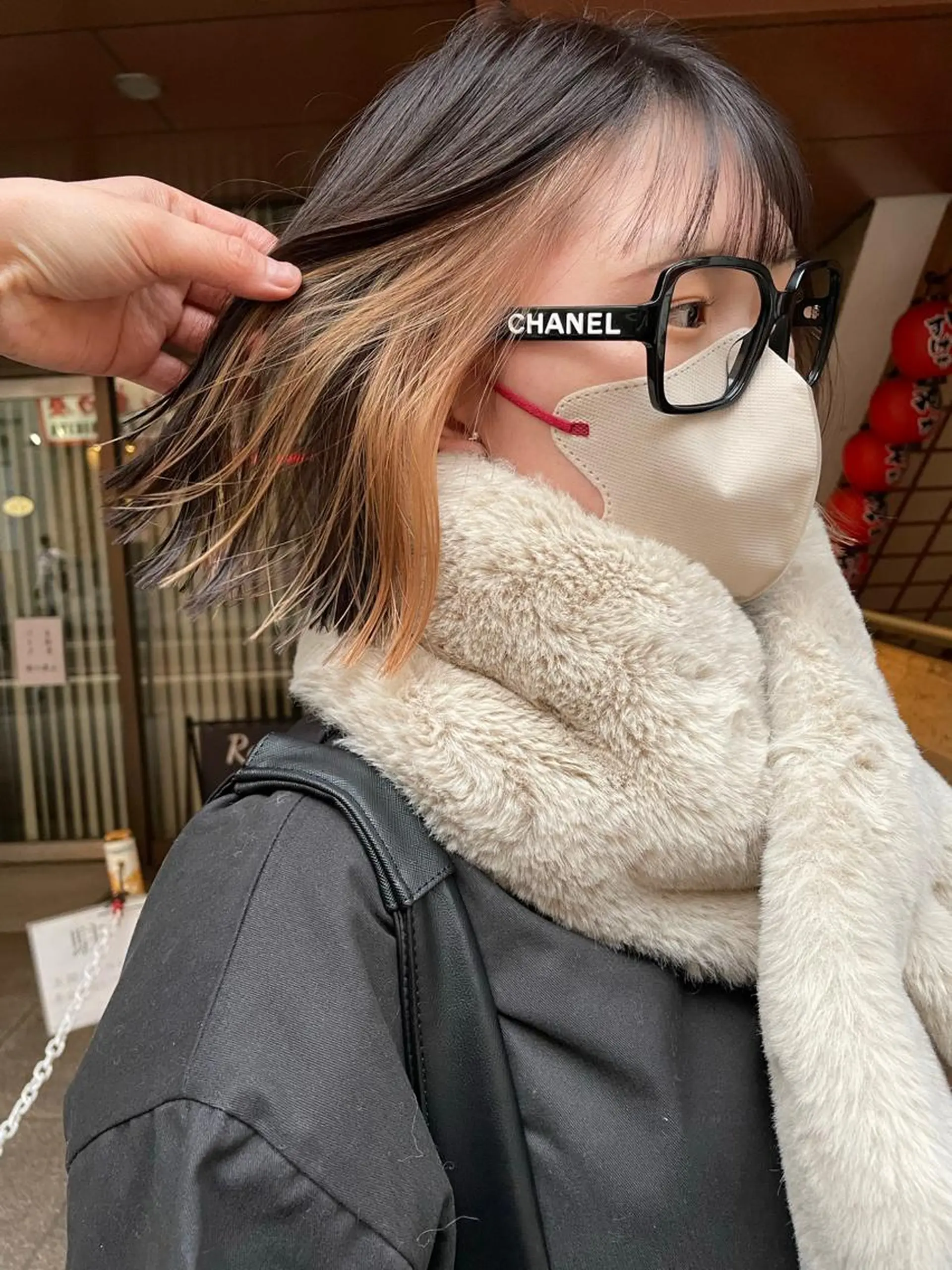 ショート カット ヘアカラー 倉辻 香奈子のヘアスタイル