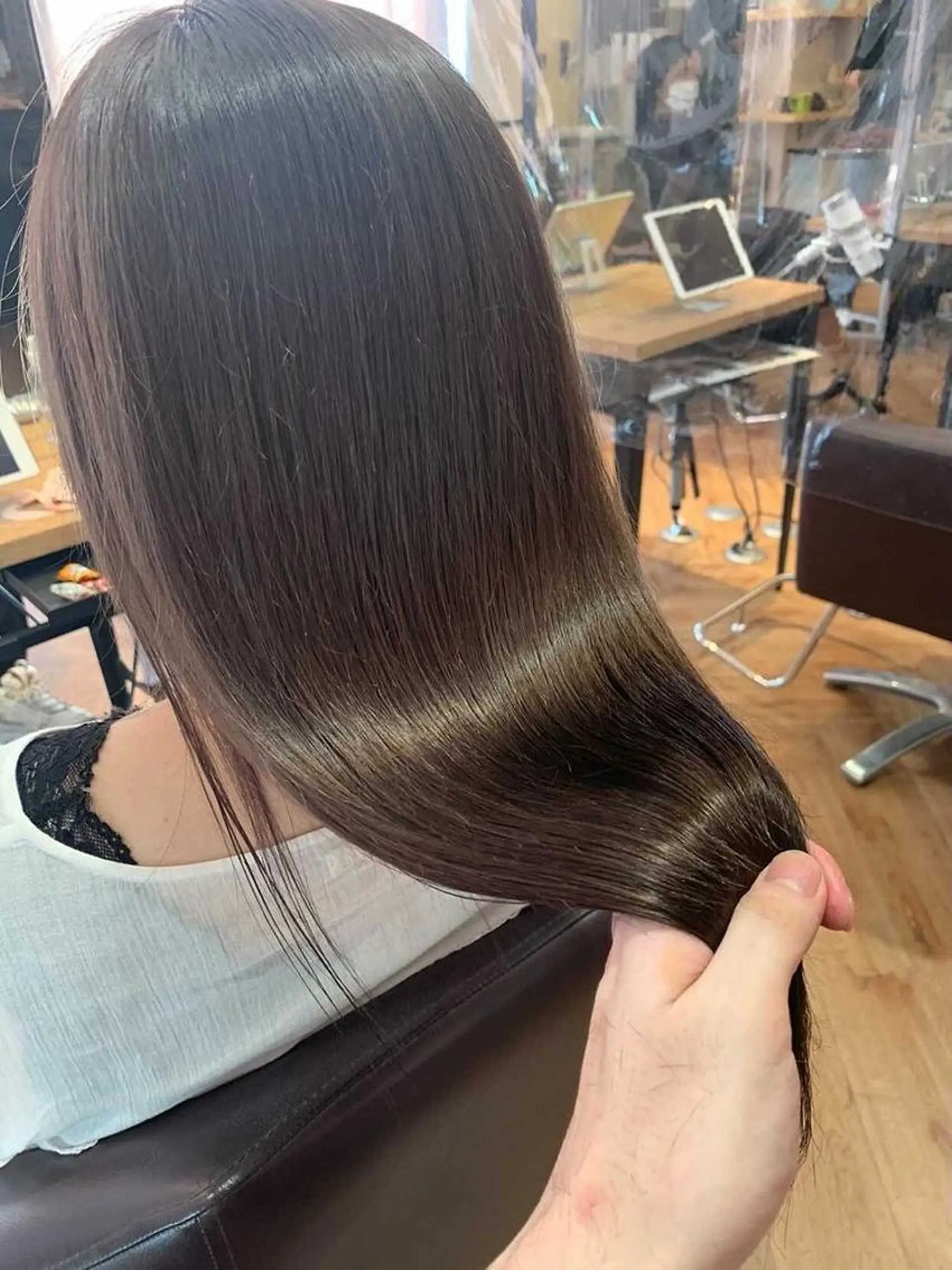 ロング カラー ヘアカラー トリートメント 韓国🇰🇷レイヤー おくれ毛/顔まわりのヘアスタイル