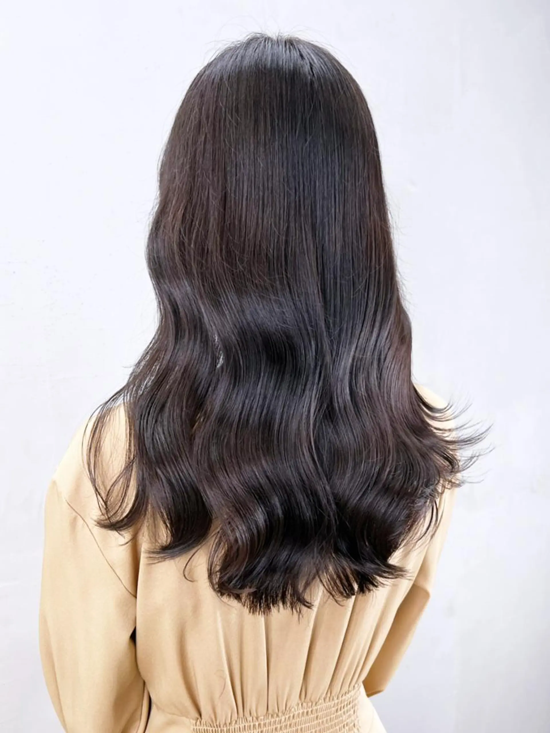 ミディアム カラー ダークグレー ダークグレージュ グレージュ ITbyALBUM 中野店のヘアスタイル