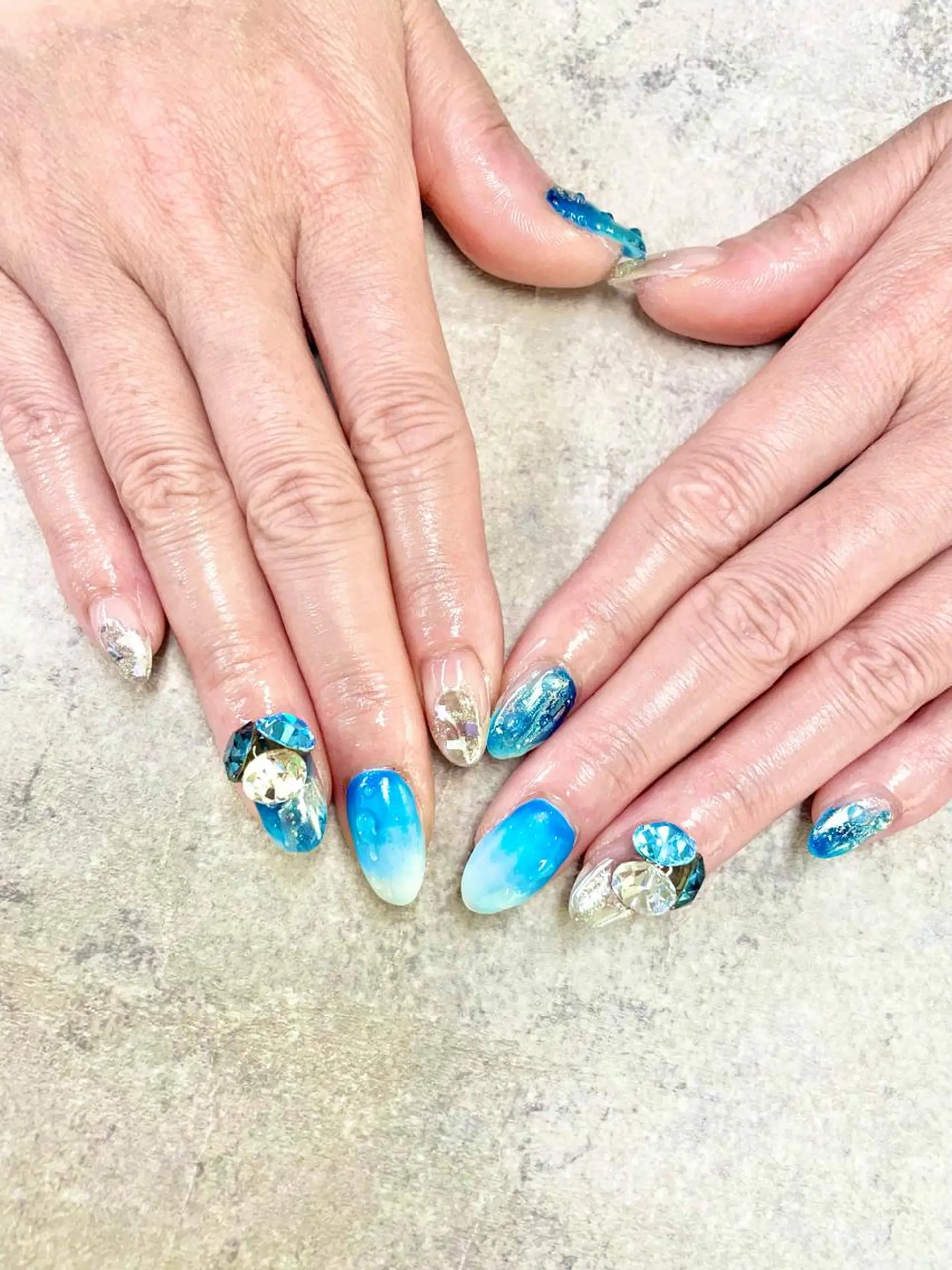 ネイル アートネイル フレンチネイル ジェルネイル ガラスフレンチ グラデーション ハンドネイル ハンドケア FASTNAIL PLUS 新宿店のネイルデザイン