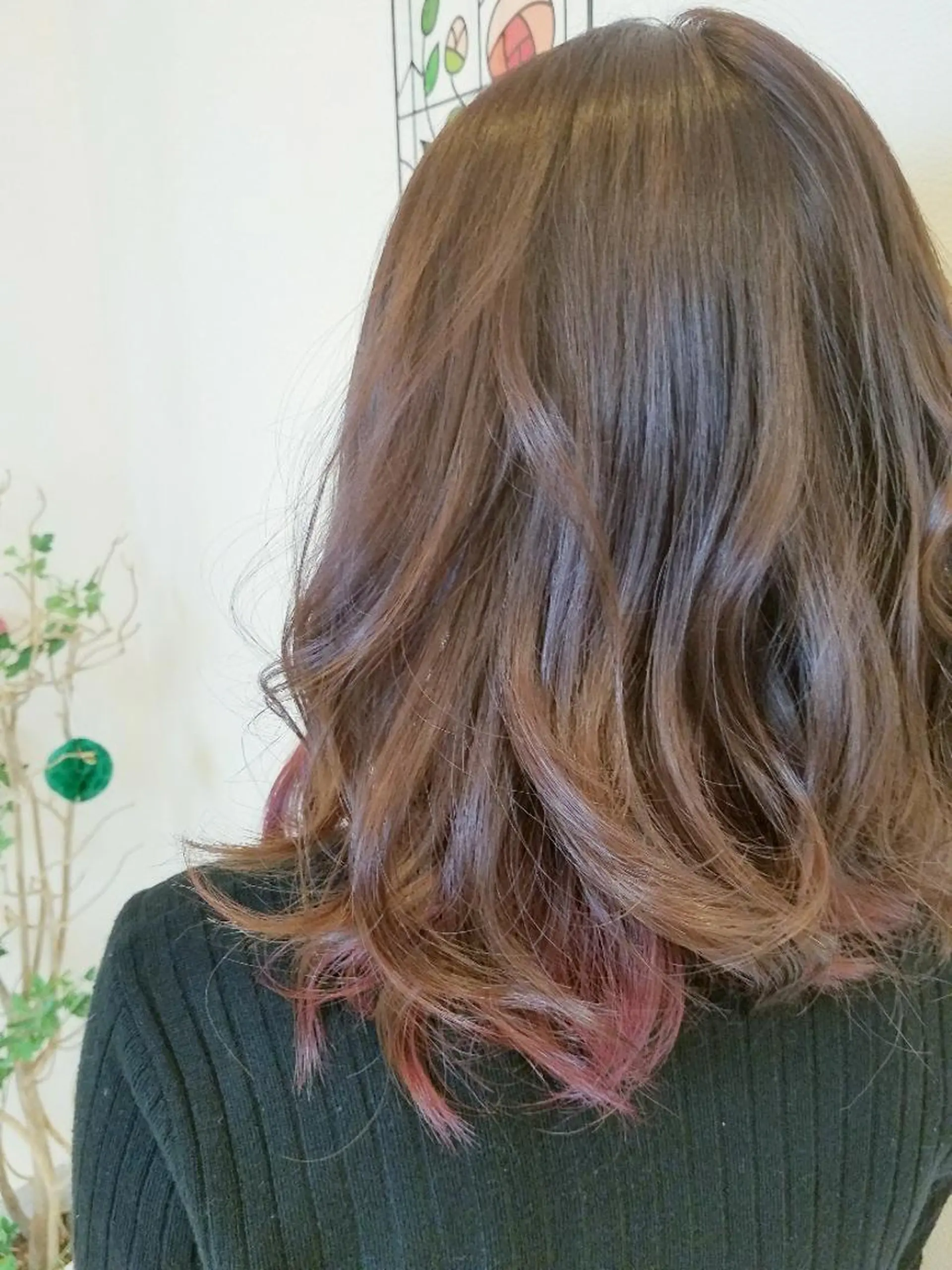 セミロング カラー ベージュカラー インナーカラー ピンクカラー ピンクベージュ 髪質改善/ハイライト 小林秀樹のヘアスタイル