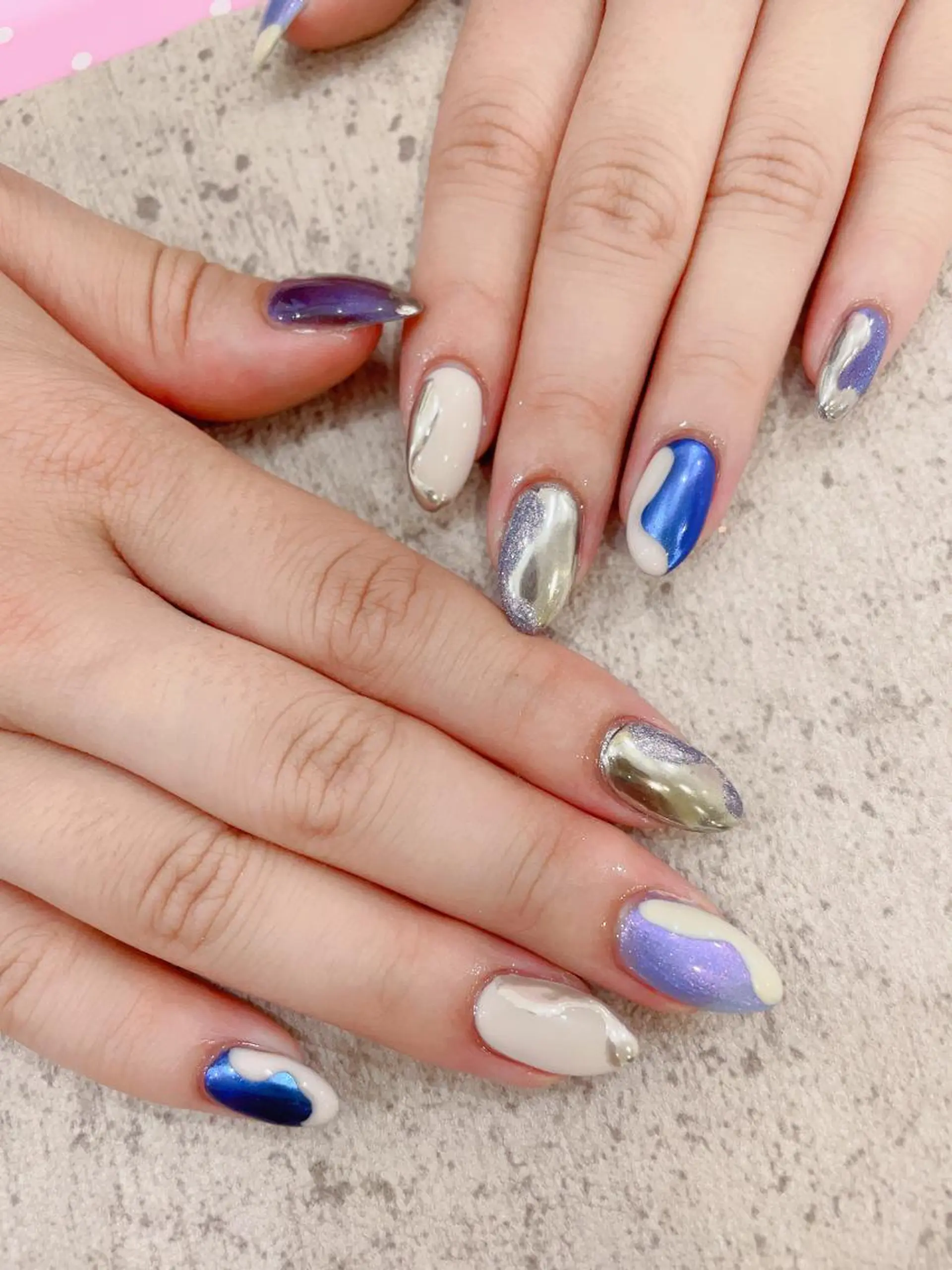 ミディアム ネイル cho nailのネイルデザイン