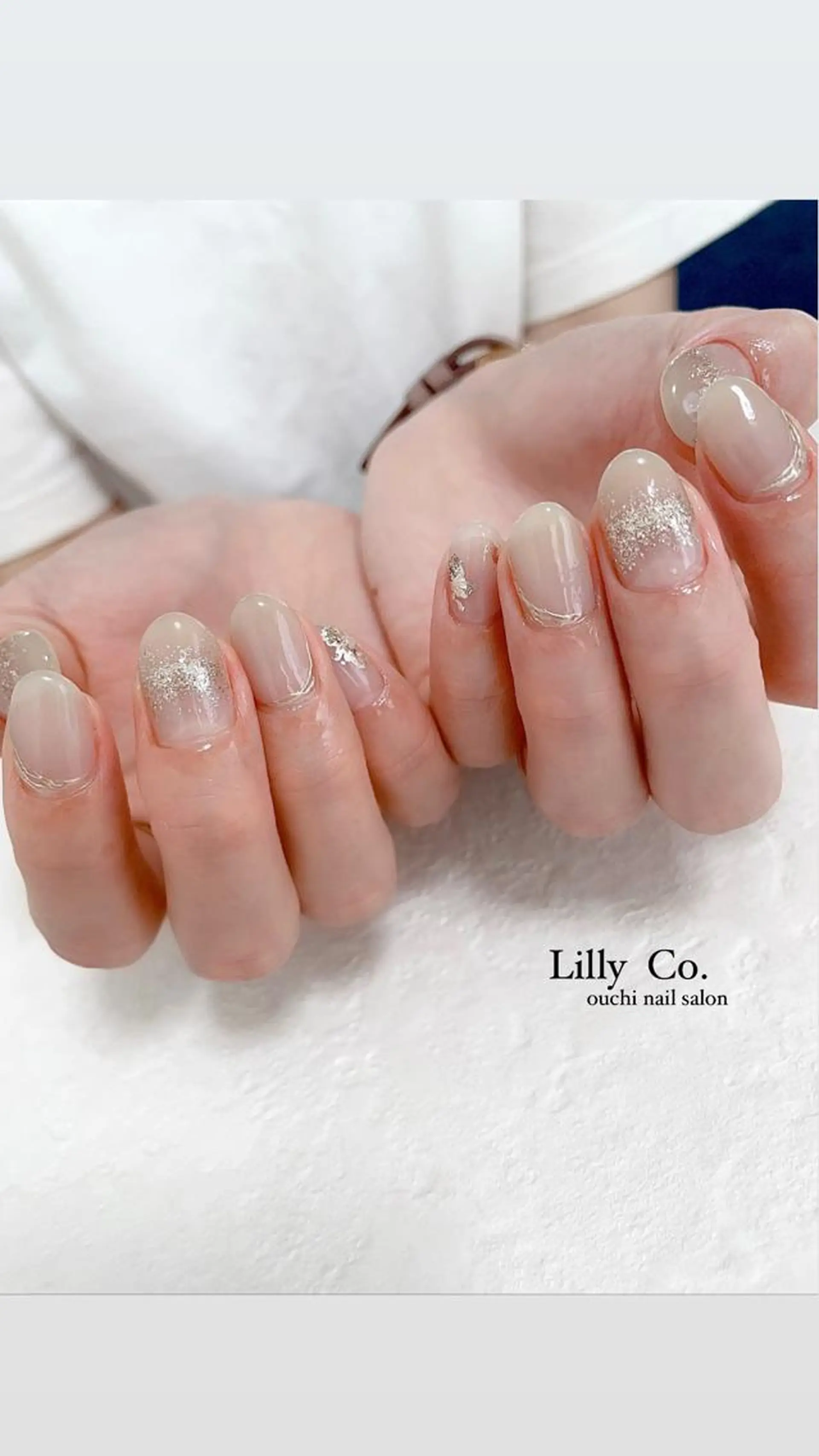 ネイル キラキラネイル ラメ(グリッター) ワンカラーネイル シンプルネイル ハンドネイル ハンドケア Lilly Co.のネイルデザイン