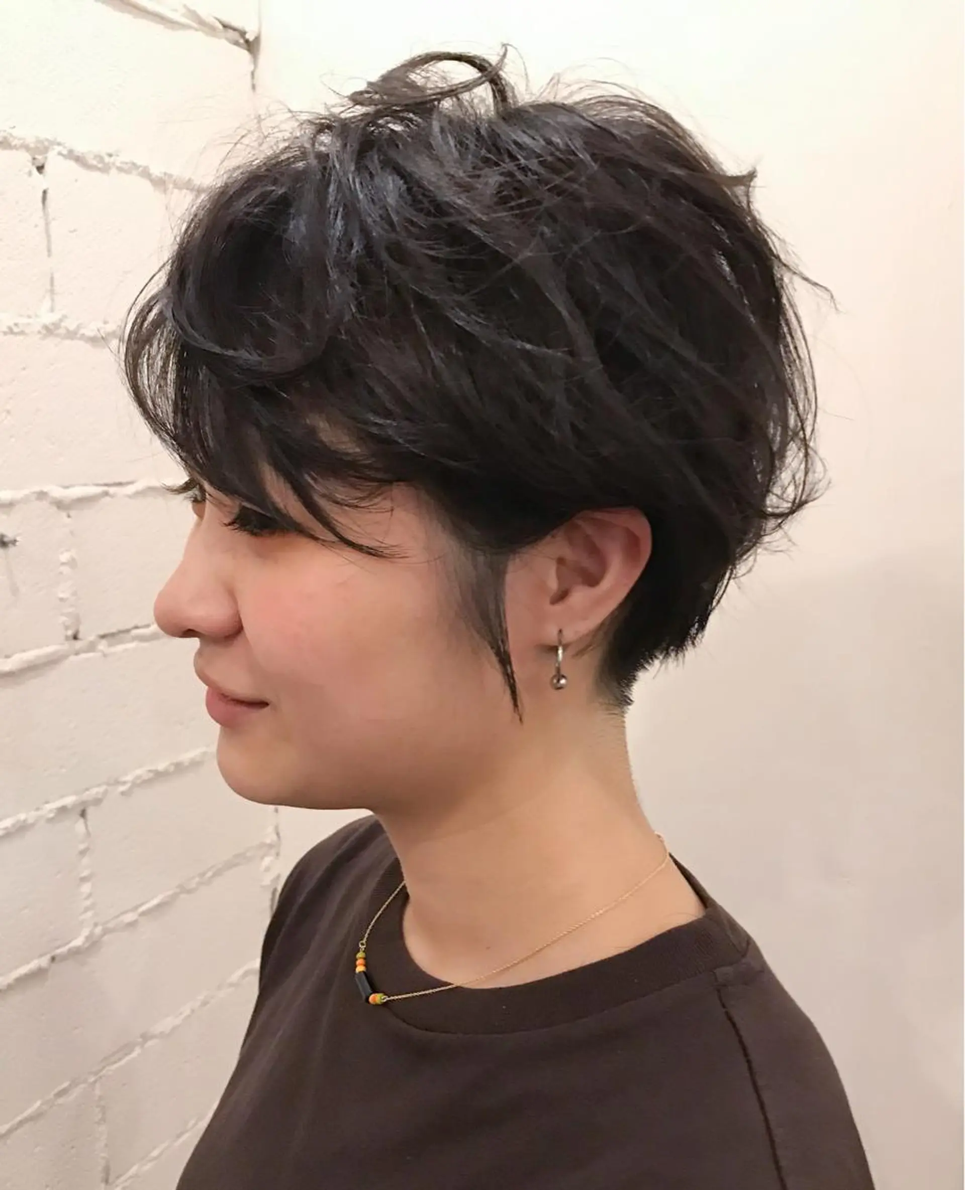 ショート カラー ハンサムショート ショートヘア 刈り上げ 口コミ評価4.9⭐︎ カワナベ　マサシのヘアスタイル