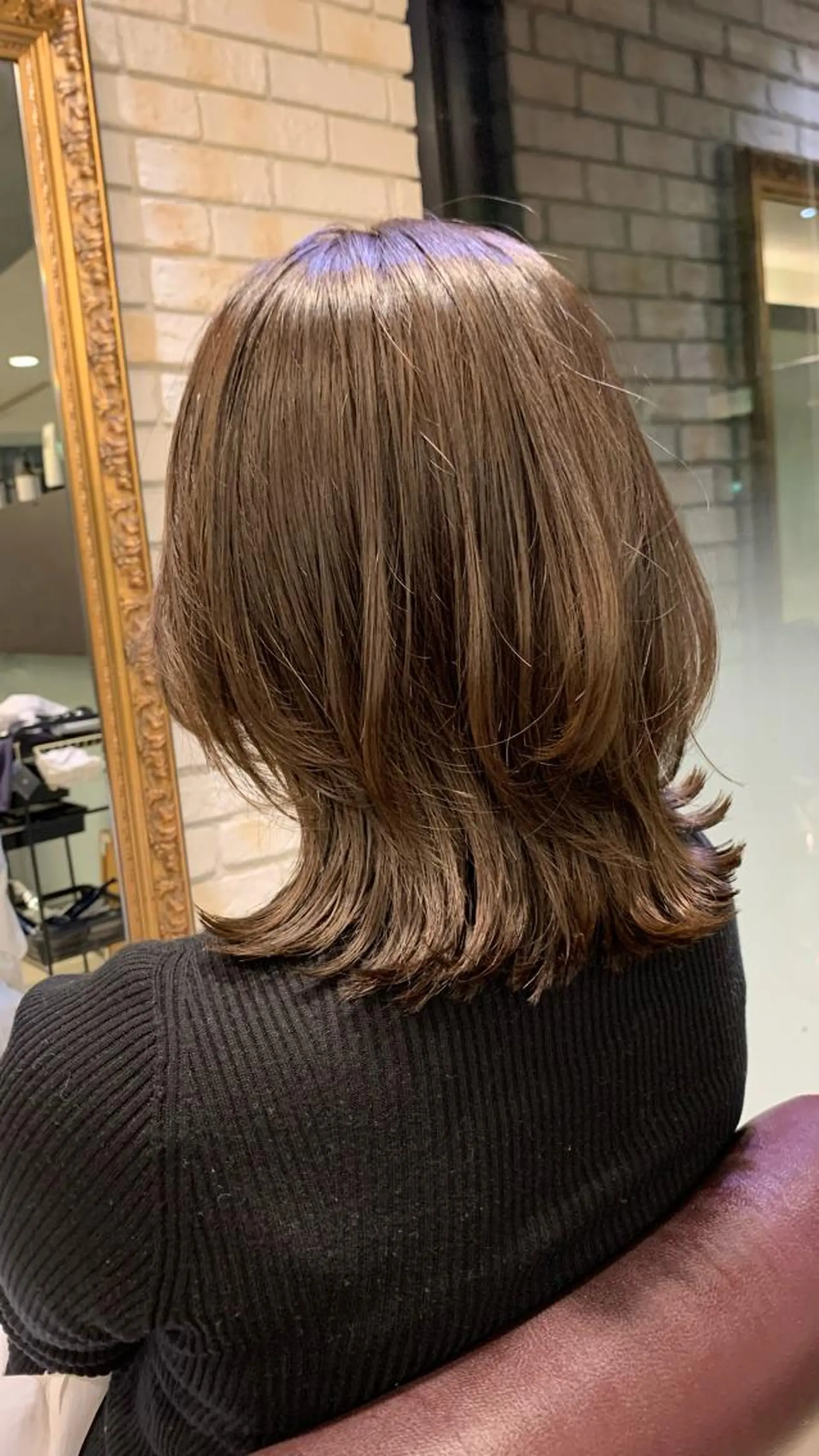 ミディアム くびれヘア タンバルモリパーマ 礒井メンキのヘアスタイル