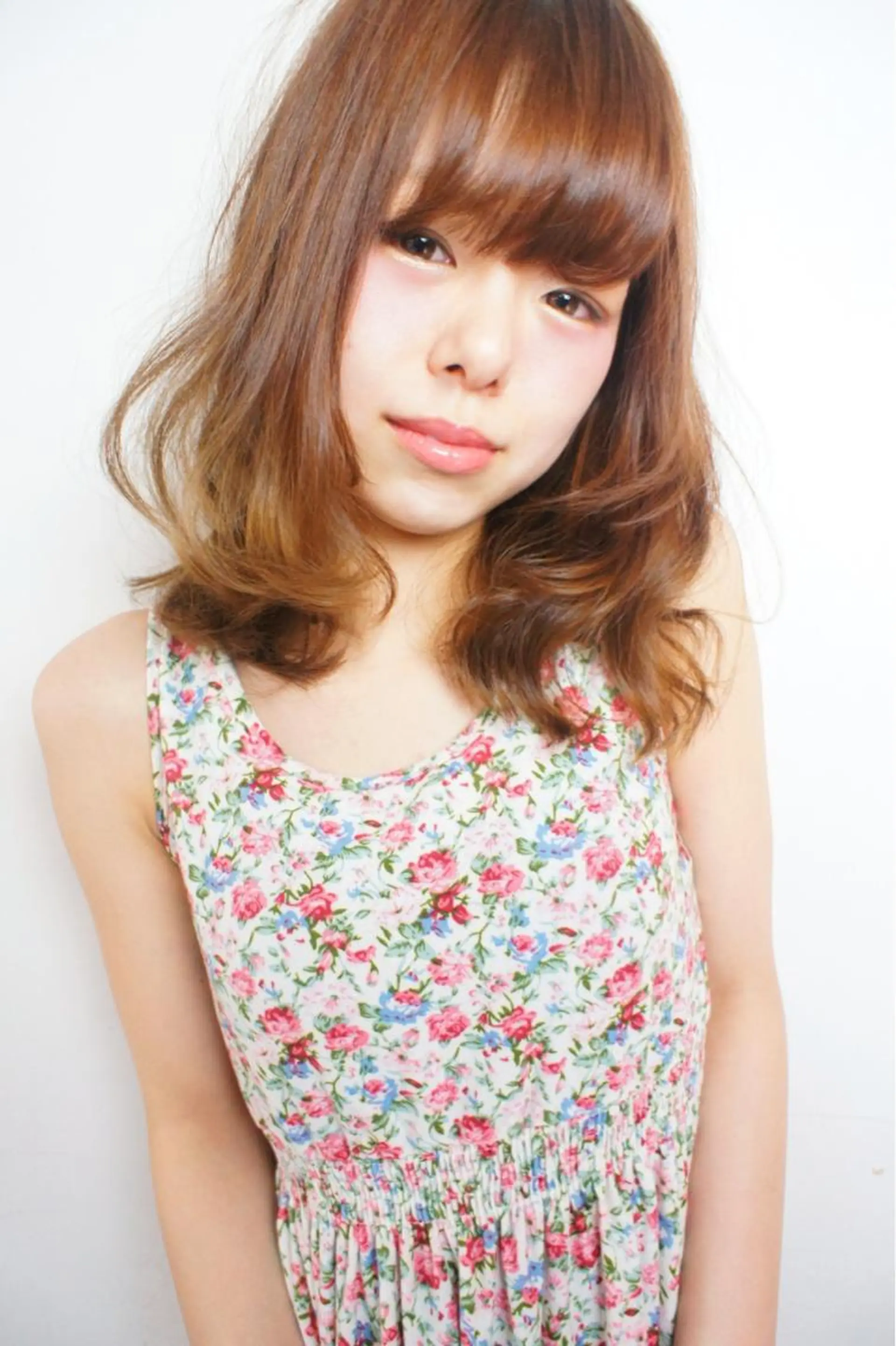 ミディアム Latot (ラトット)所属・白石 真宏のヘアスタイル