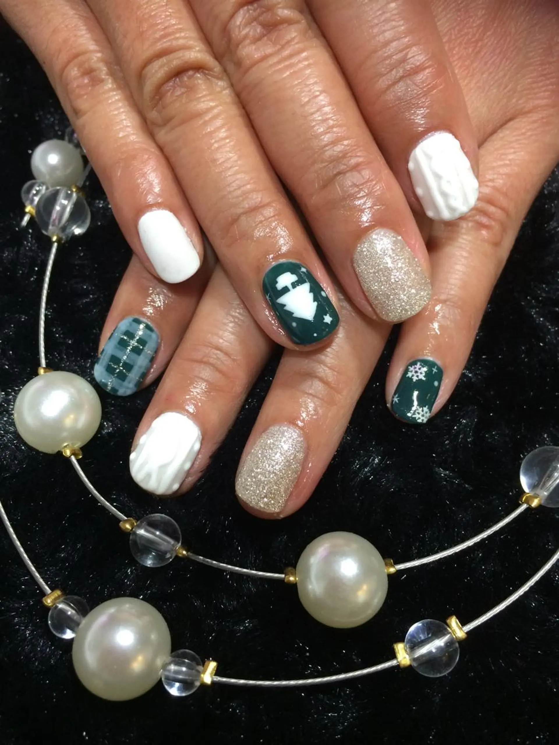 ネイル 冬ネイル クリスマス Sympa 𝓜iwako🐰ᩚのネイルデザイン