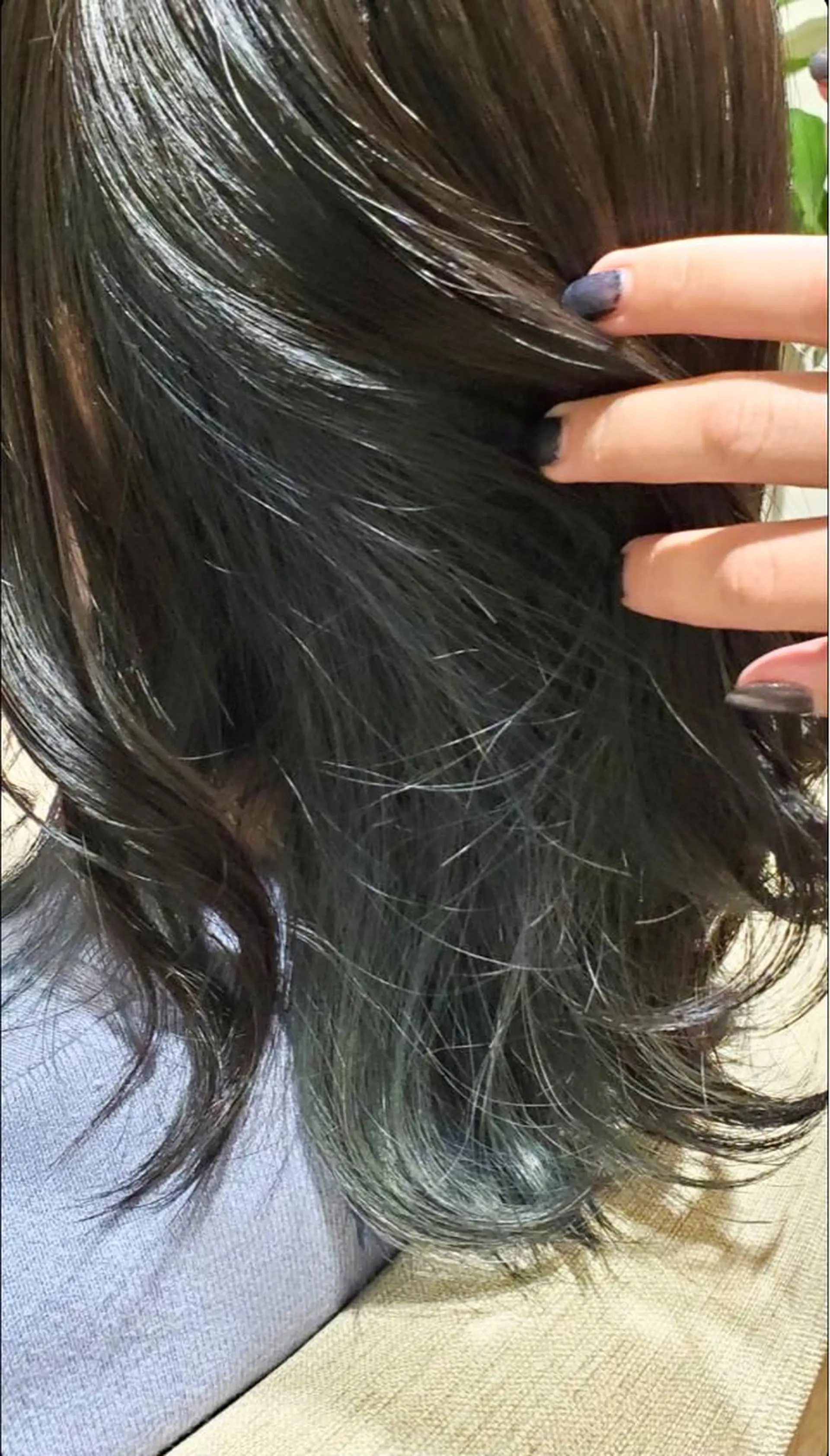 セミロング カラー ブリーチ ヘアカラー トリートメント FOR HAIRのヘアスタイル