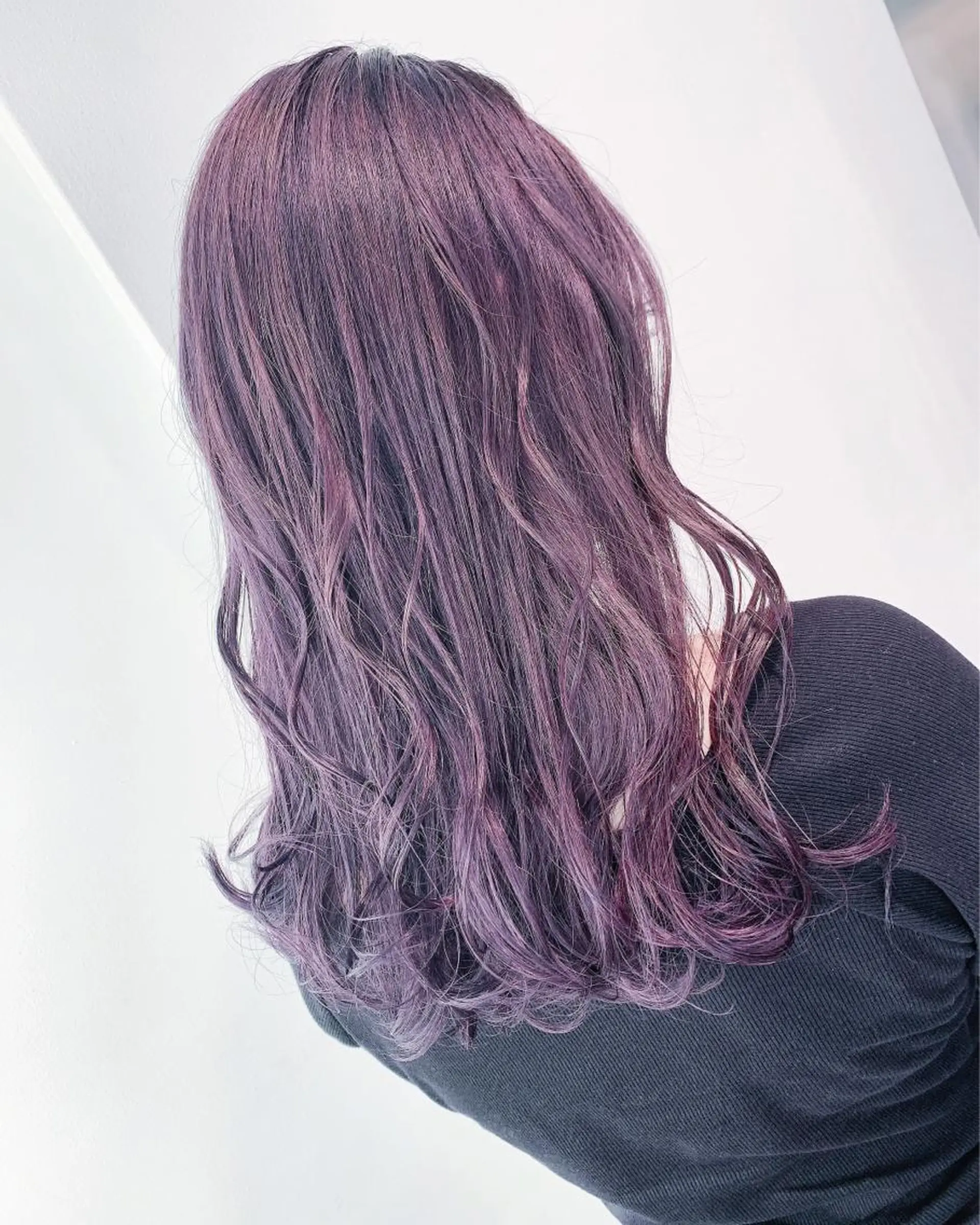 ロング カラー ヘアカラー SALOWIN 札幌大通り店所属・🏆ウルフ/レイヤー 指名No.1山口圭佑のヘアスタイル