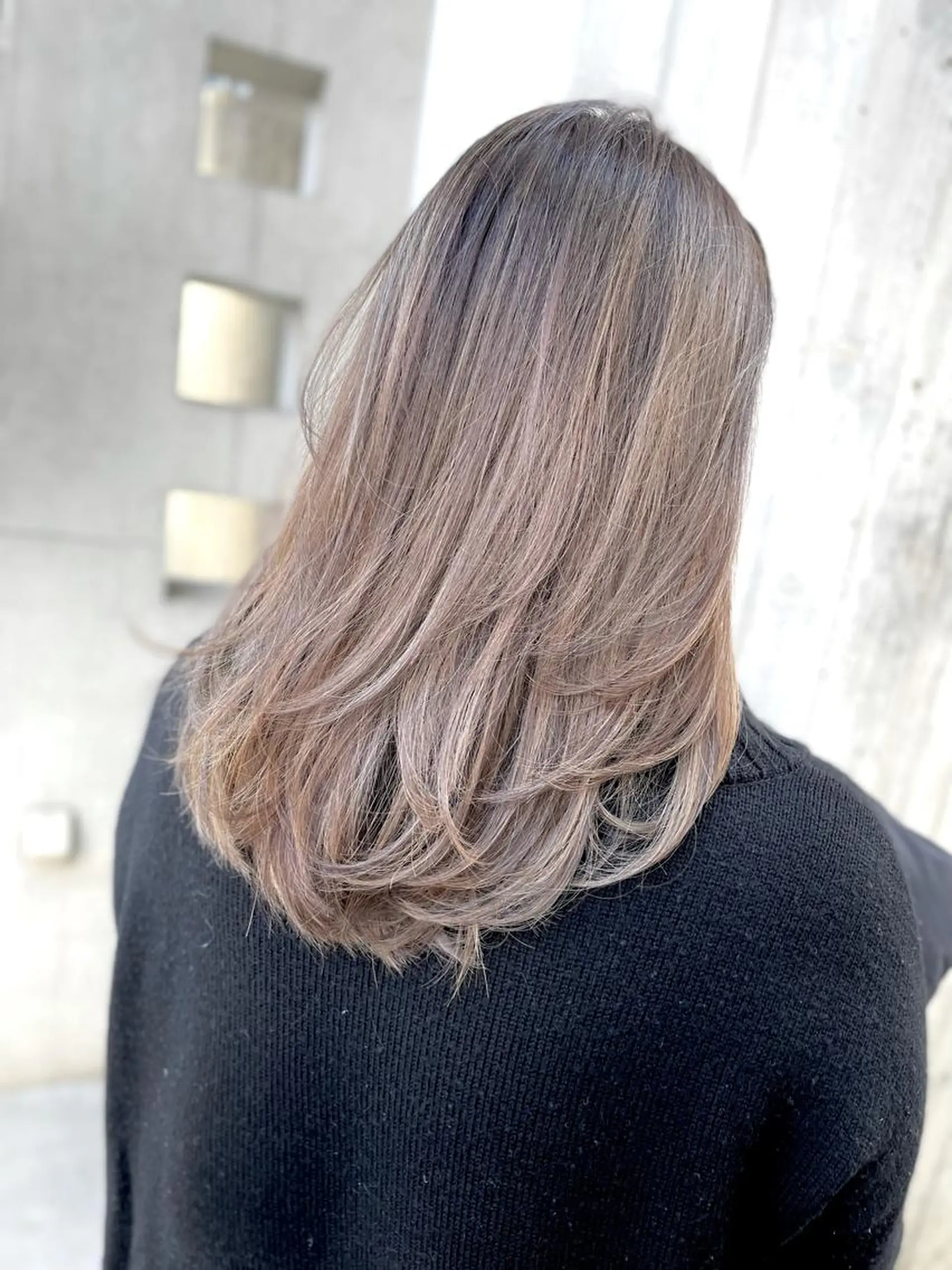セミロング カラー ベージュカラー Leverage所属・【店長】外国人風 メンズヘア尾上雄輝のヘアスタイル