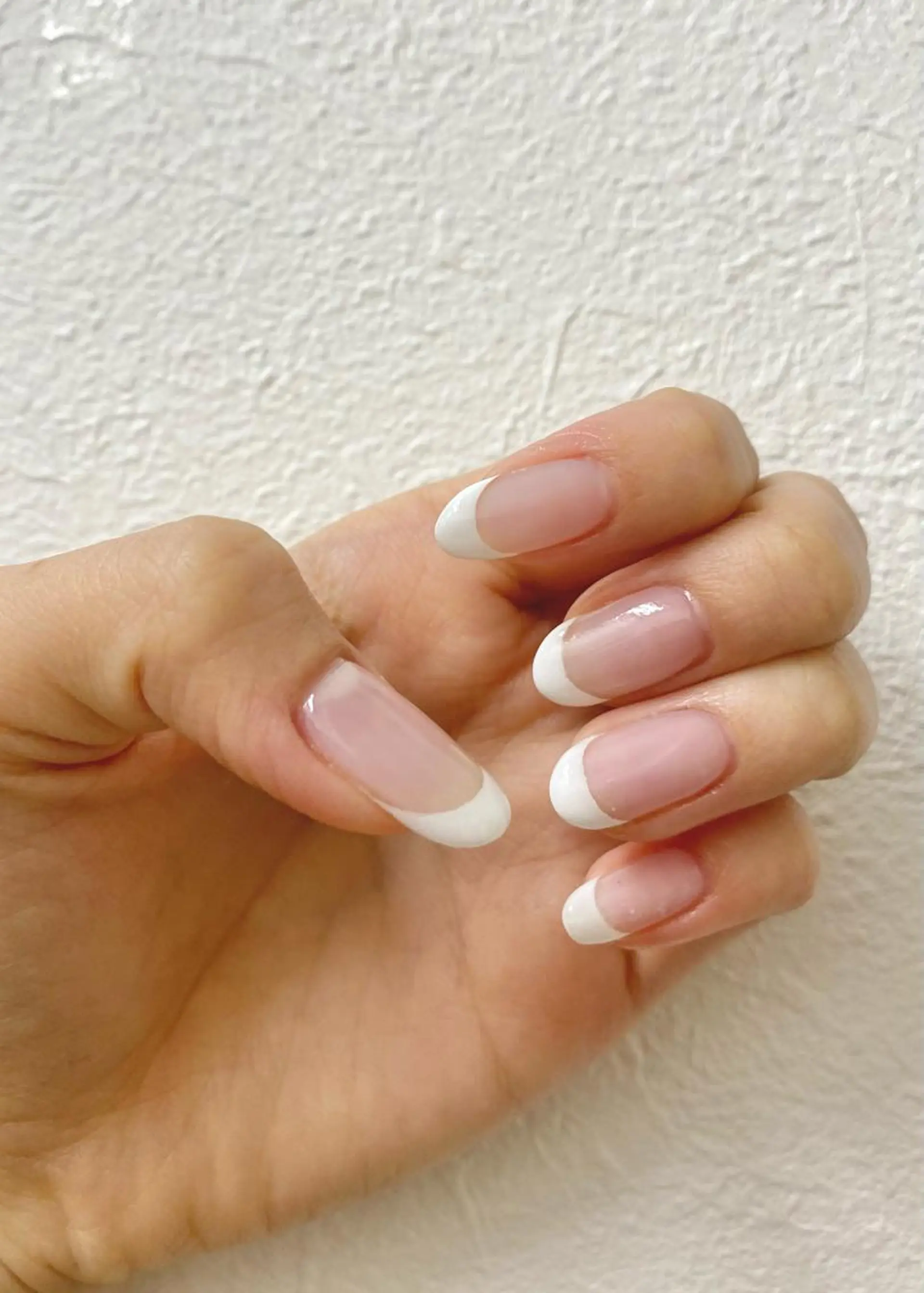 ネイル フレンチネイル 安藤 彩乃のネイルデザイン