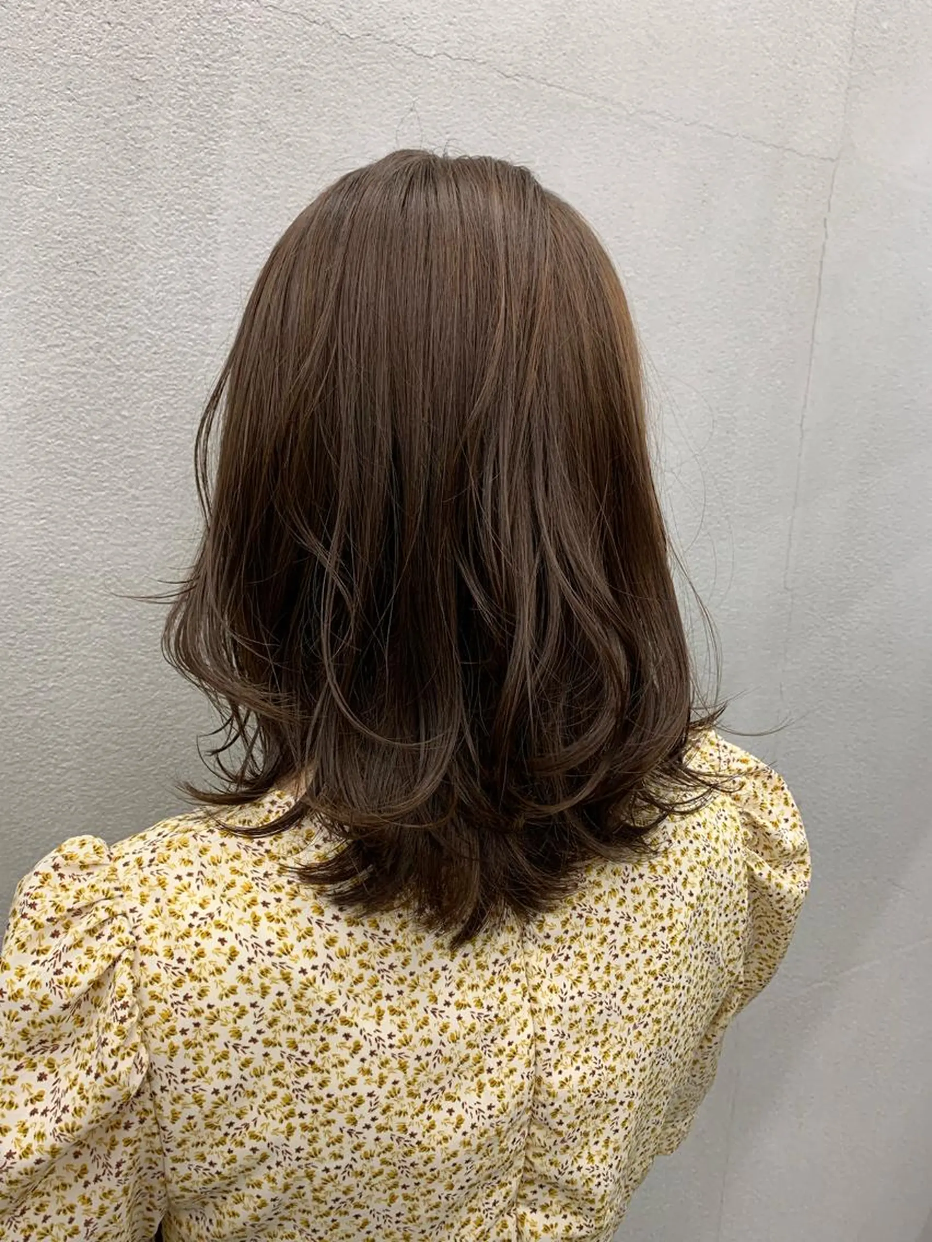 ミディアム カラー カット ヘアカラー トリートメント 亀田 泰生のヘアスタイル