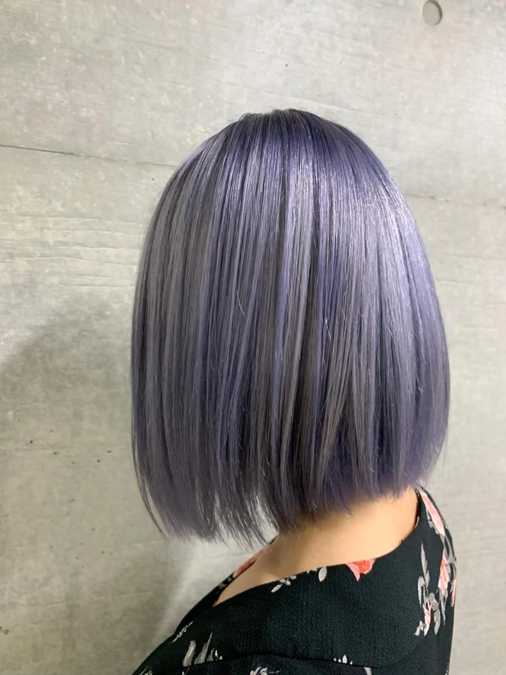 ミディアム カラー アッシュ ブリーチ ブルーカラー ブルーアッシュ ケアブリーチ ヘアカラー トリートメント THE./ブリーチ 透感カラー/髪質改善のヘアスタイル