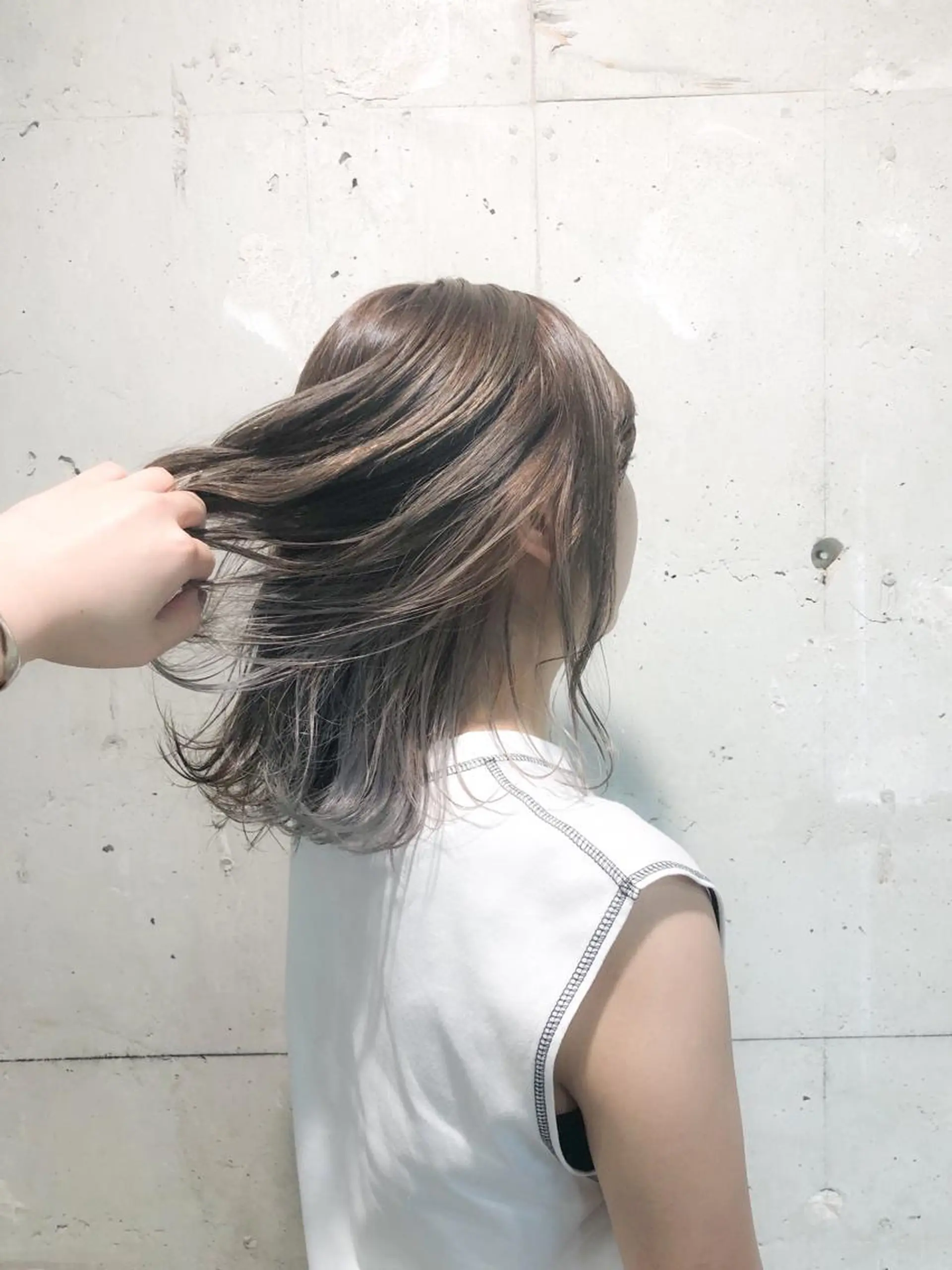ミディアム カラー パーマ ヘアアレンジ メンズ キッズ ネイル マツエク・マツパ 透明感カラー Rene'所属・当日予約⭕️ yuriのヘアスタイル