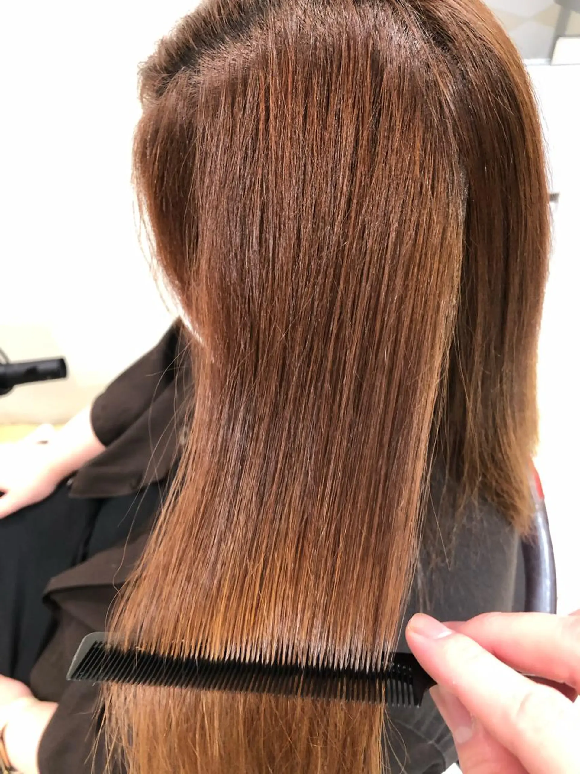セミロング カット 縮毛矯正 トリートメント 國分 利成のヘアスタイル