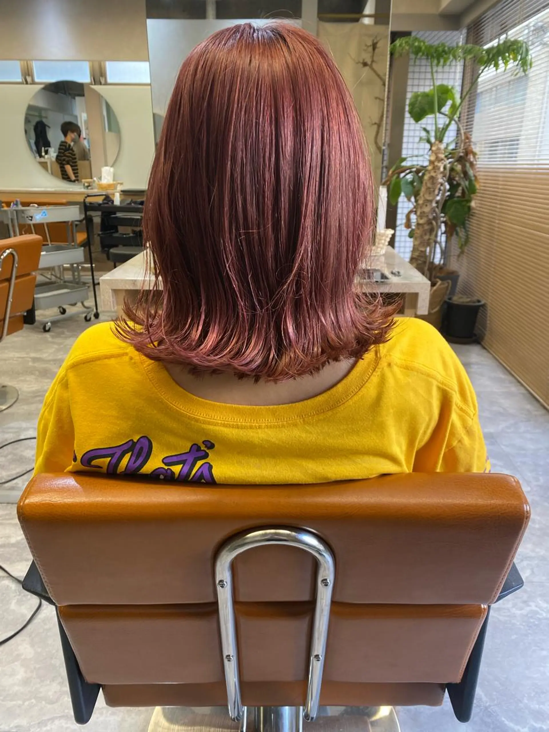 カラー オレンジ ピンクカラー レッドカラー HAZEL所属・大山 茶子のヘアスタイル
