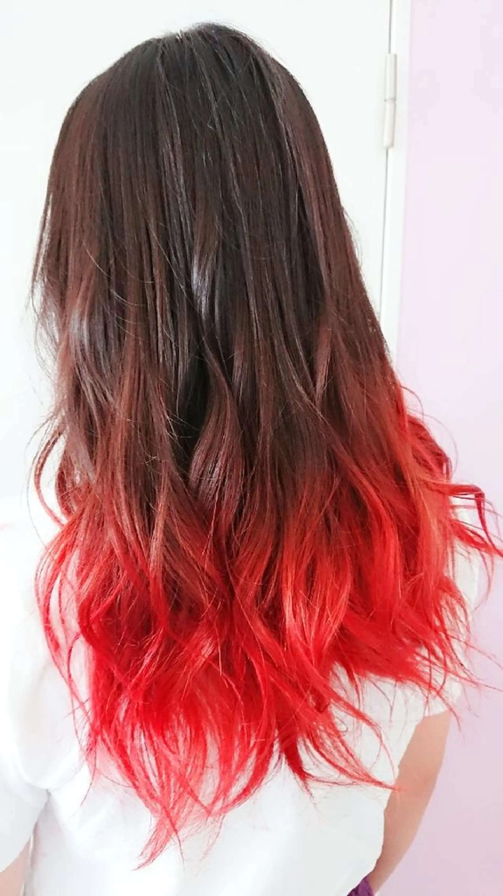 ロング カラー グラデーションカラー レッドカラー ナカシマ  アユミのヘアスタイル