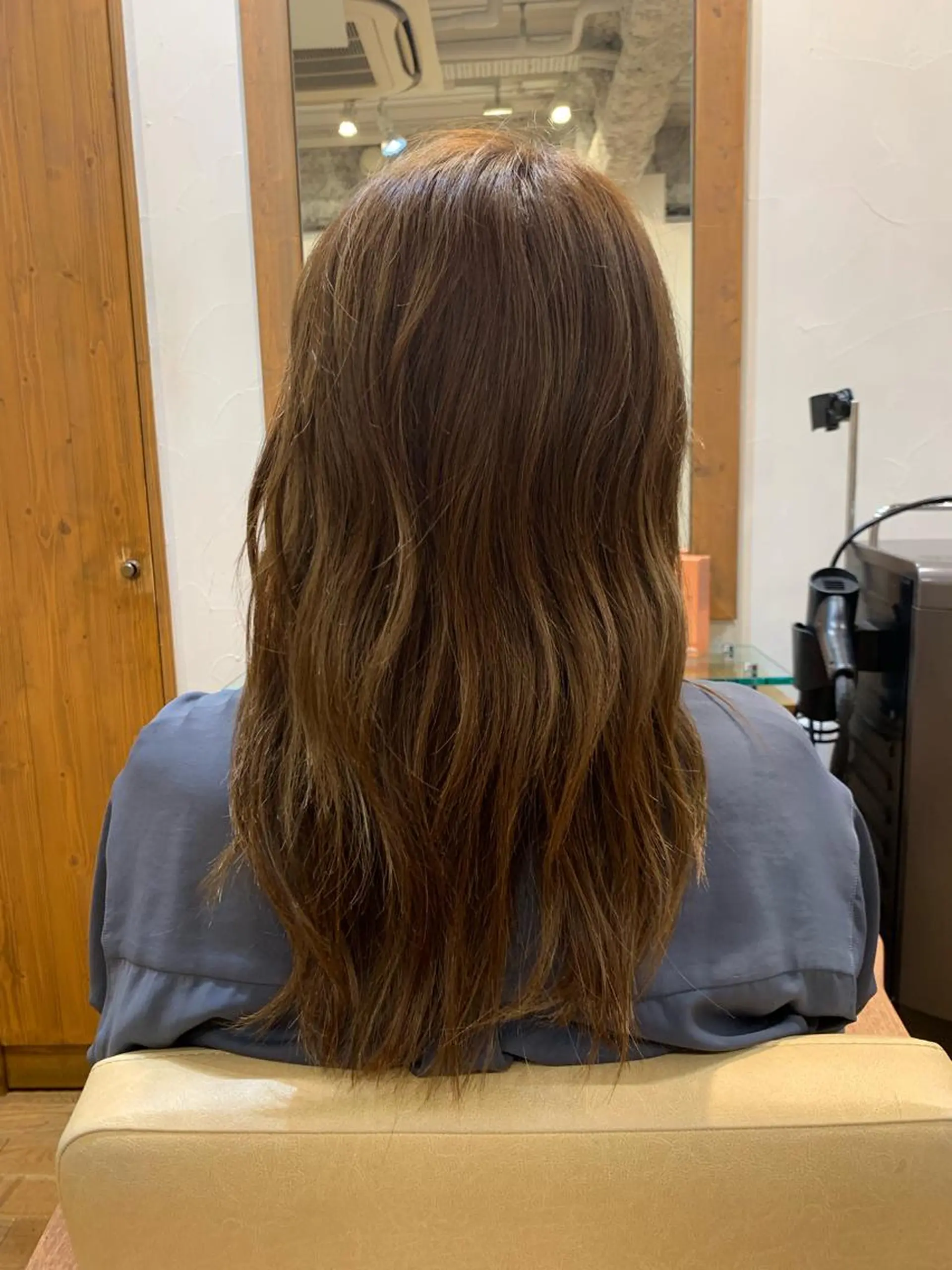 ロング エクリ麻布十番所属・斉藤健 秋谷百花のヘアスタイル