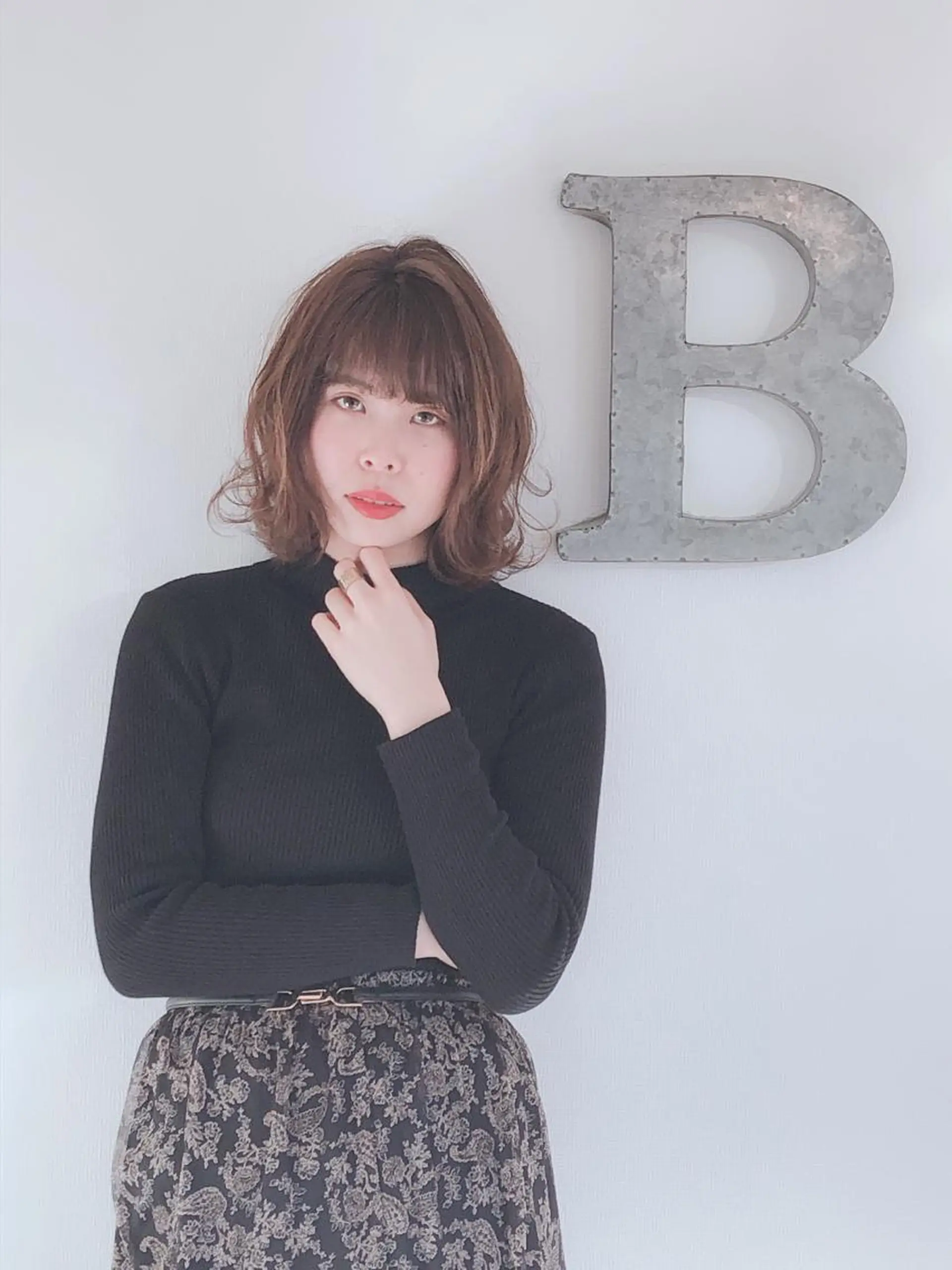 ミディアム カラー ヘアアレンジ ベージュカラー ハイライトカラー ハイライト Hair&Beauty  theB所属・山田 香織のヘアスタイル