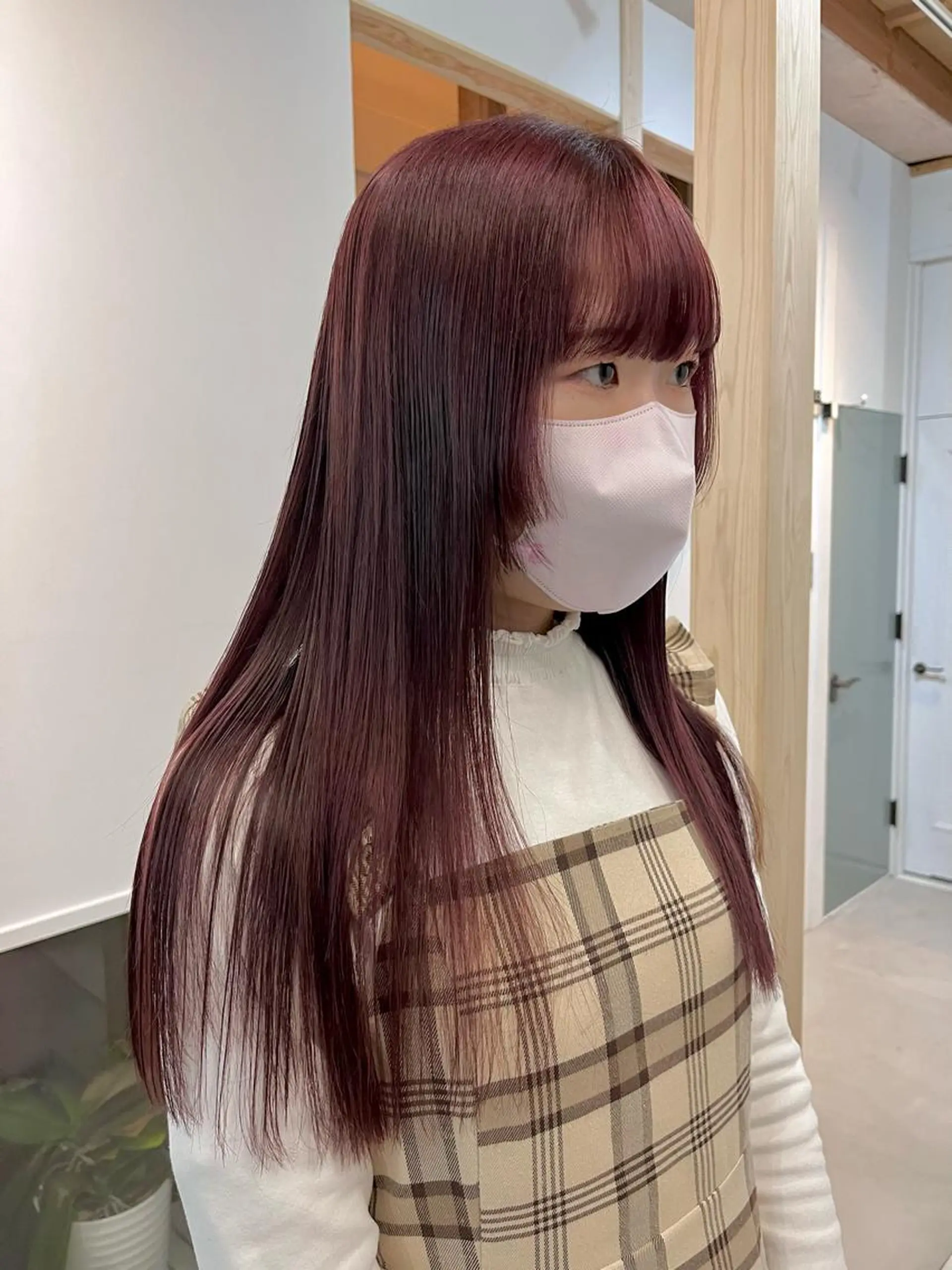 ロング カラー ブリーチ ブリーチなしカラー ピンクカラー ブリーチなしカラー レイヤーカットのヘアスタイル