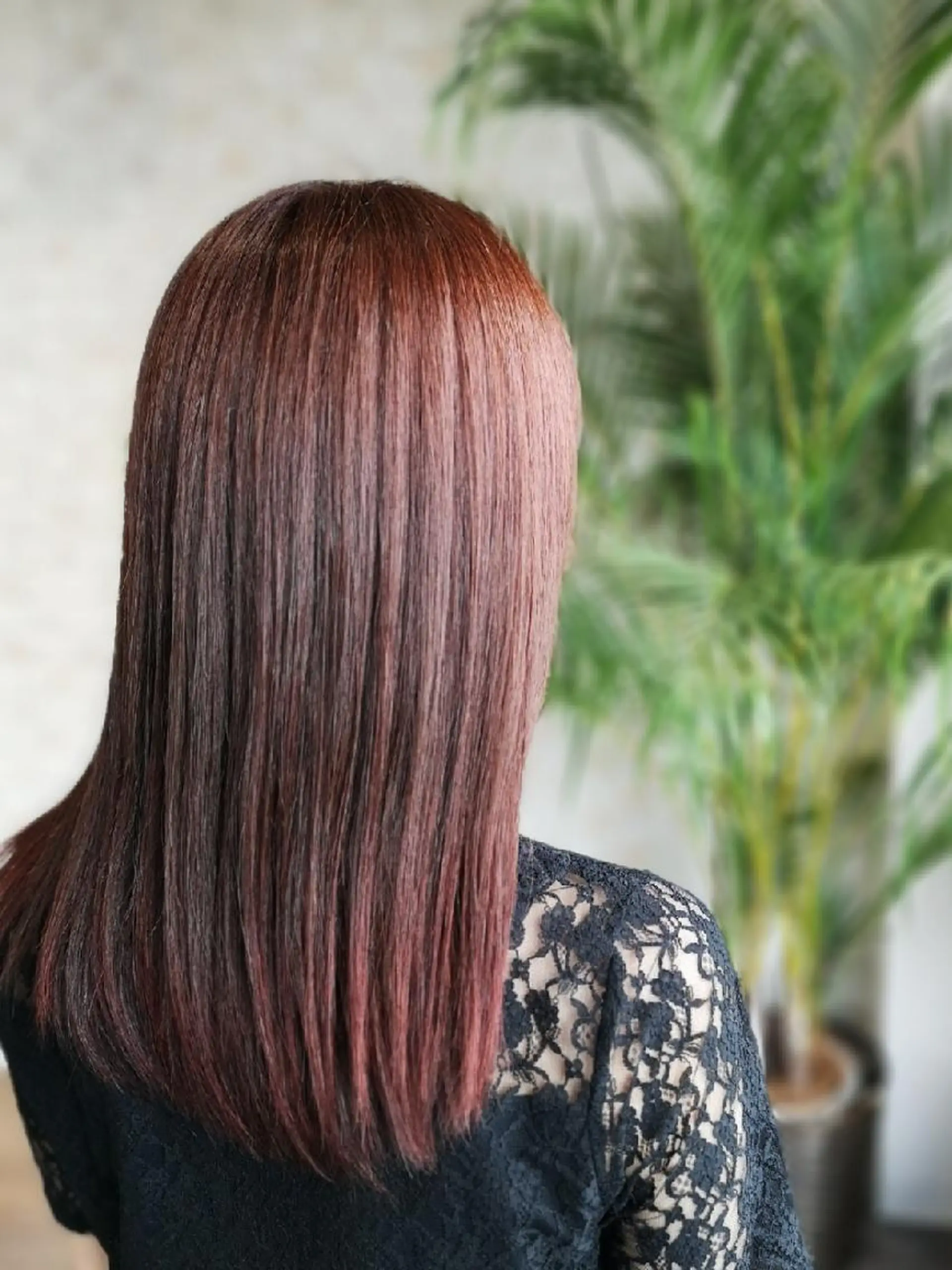 ロング カラー ベージュカラー ピンクカラー ピンクベージュ Afinar　 tomoのヘアスタイル