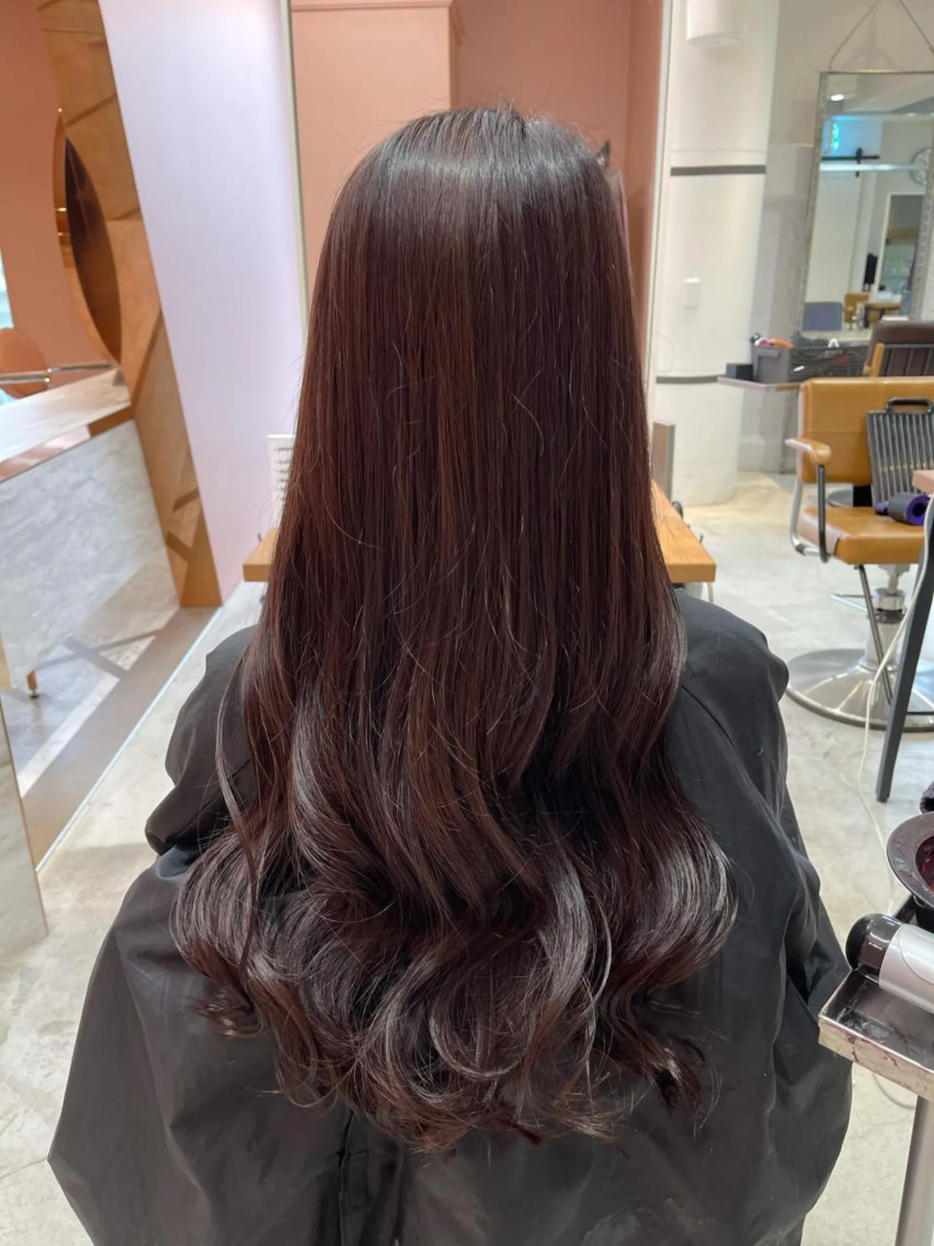 ロング カラー lunty miichiのヘアスタイル