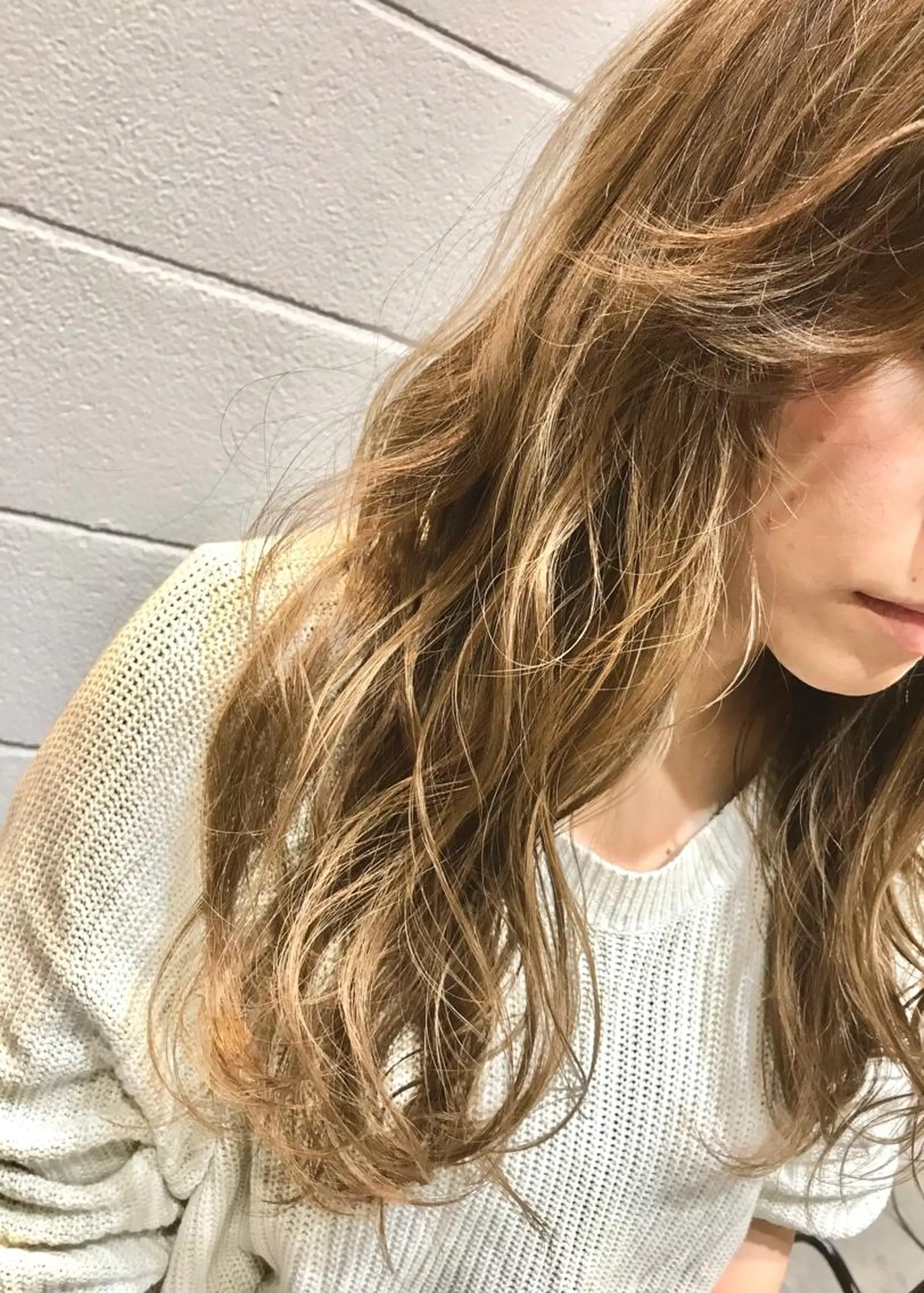 ロング カラー ベージュカラー ホワイトベージュ 竹嶌 健吾のヘアスタイル