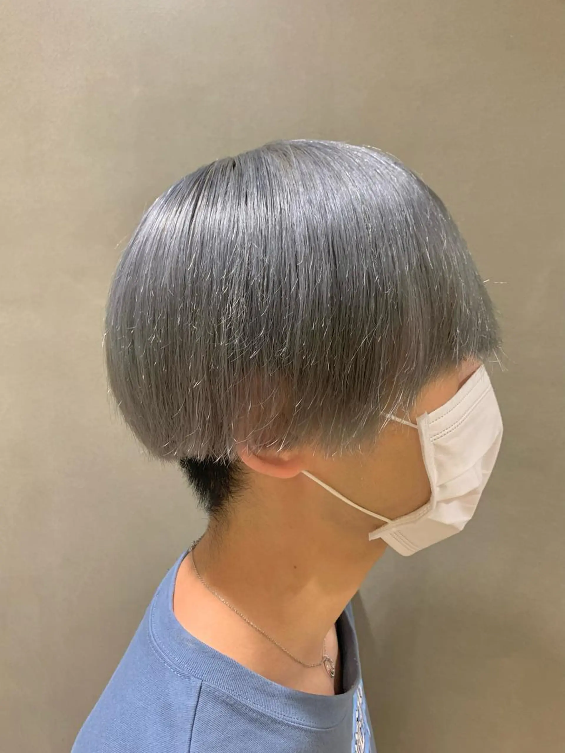 カラー メンズ シルバー ヘアカラー 庄司 沙羅のヘアスタイル