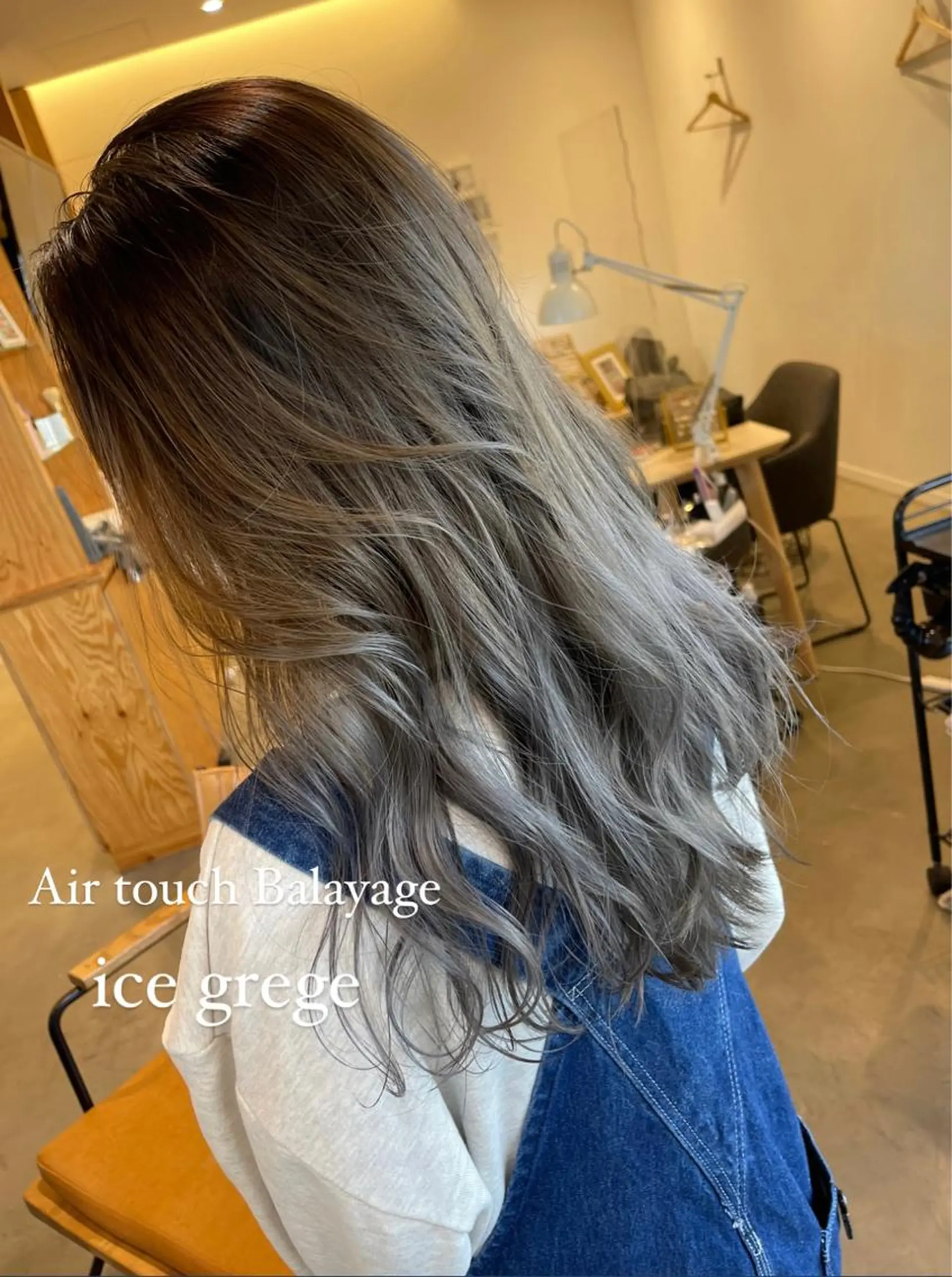 ロング レイヤーカット Licol所属・12月期間限定 クーポンありリコルのヘアスタイル