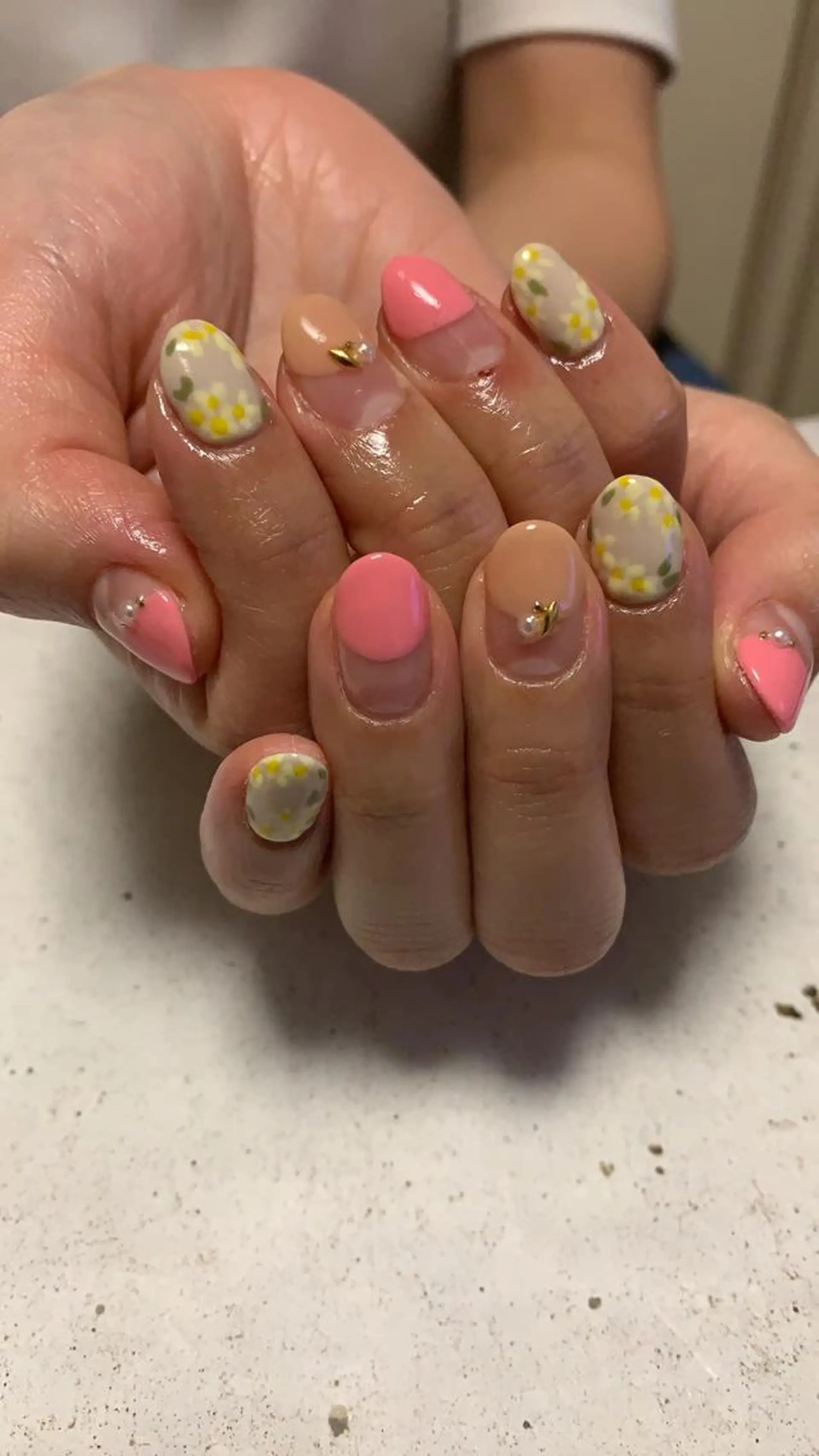 ネイル nico.nico.mark NAIL所属・小林 梓のエステ・リラクイメージ