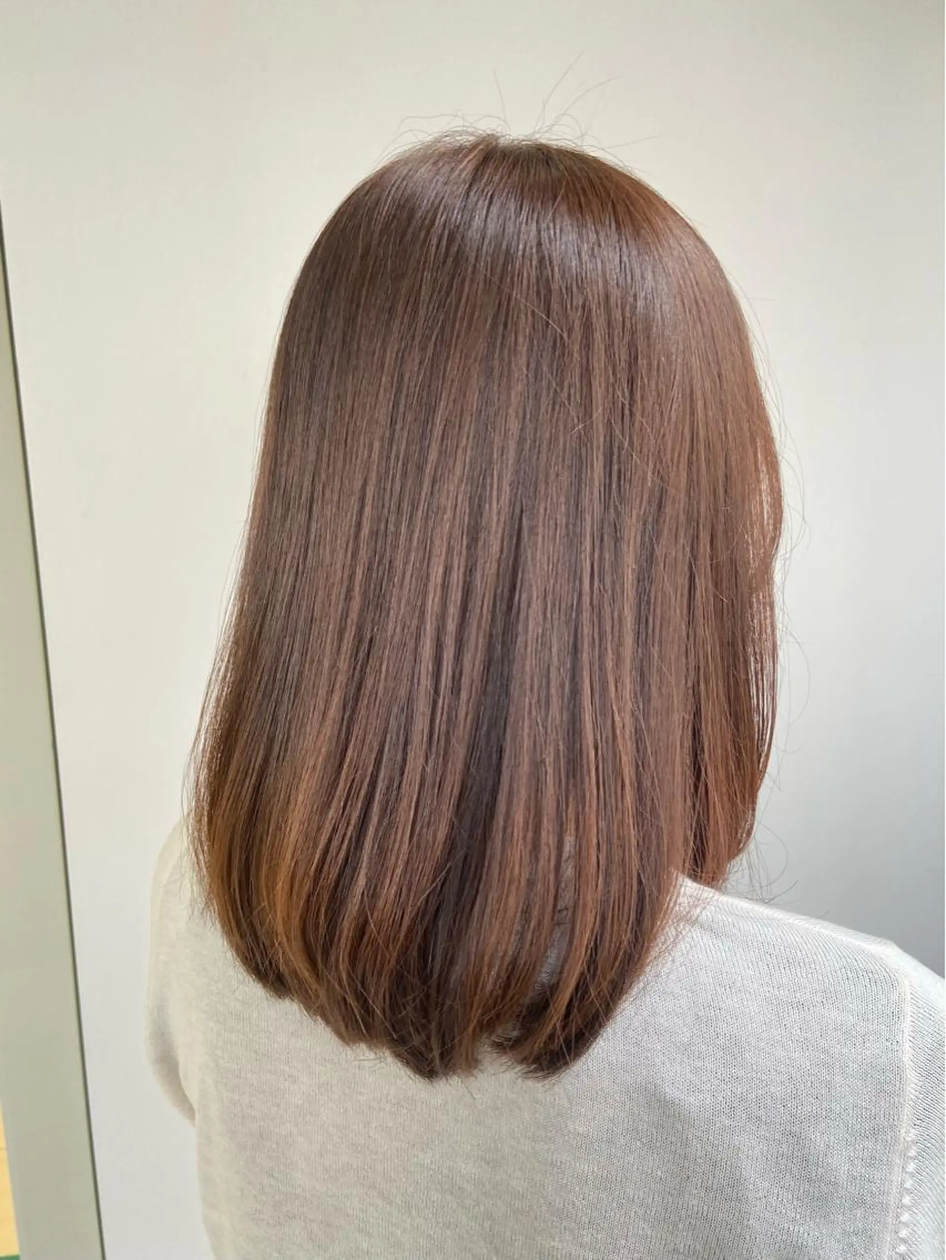 セミロング カラー 30代からの大人 ショートのヘアスタイル