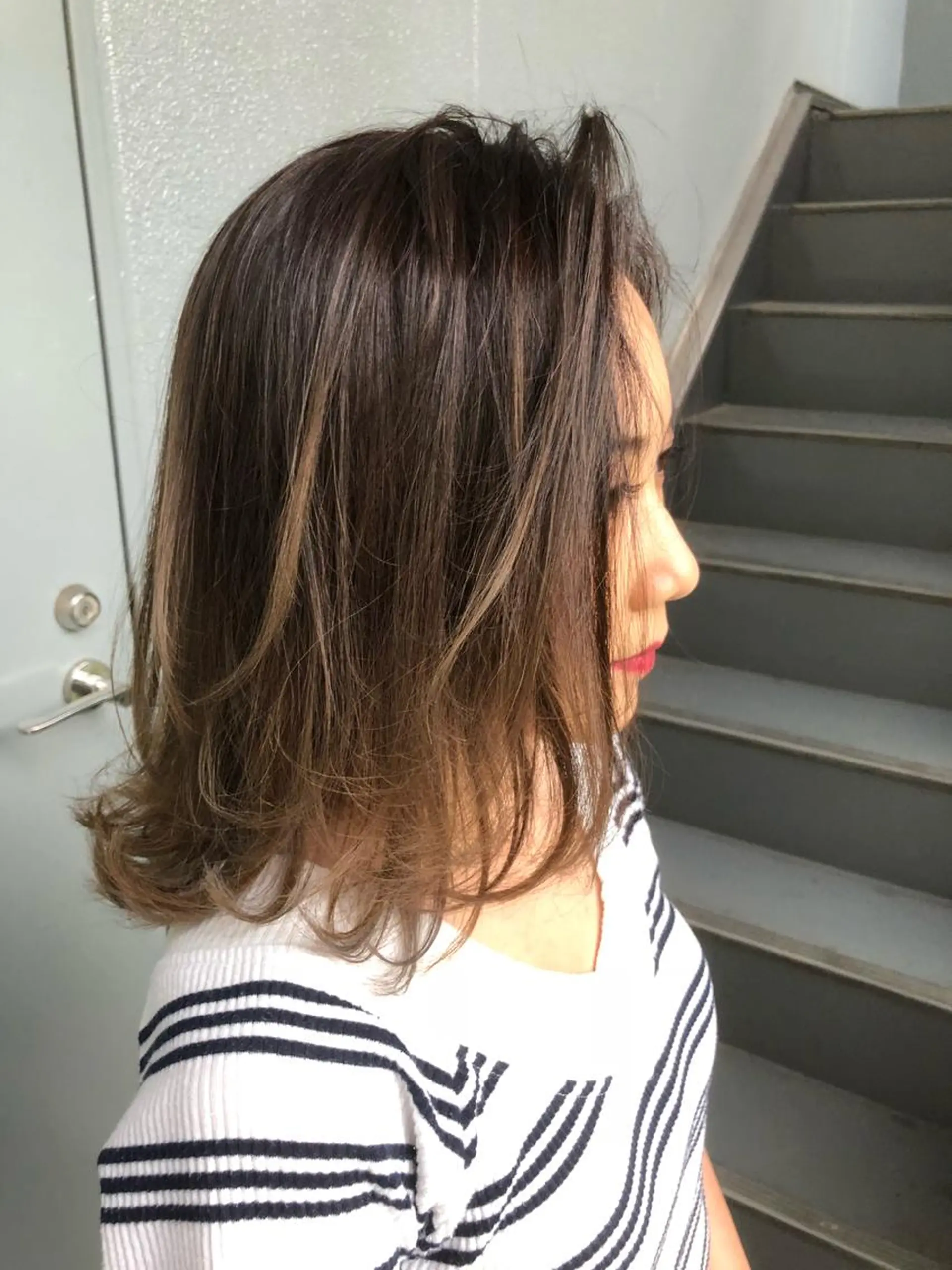 ミディアム レイヤーカット ヘアカラー FERNA池袋所属・マンツーマン施術✂︎ 金田尚久🎨のヘアスタイル