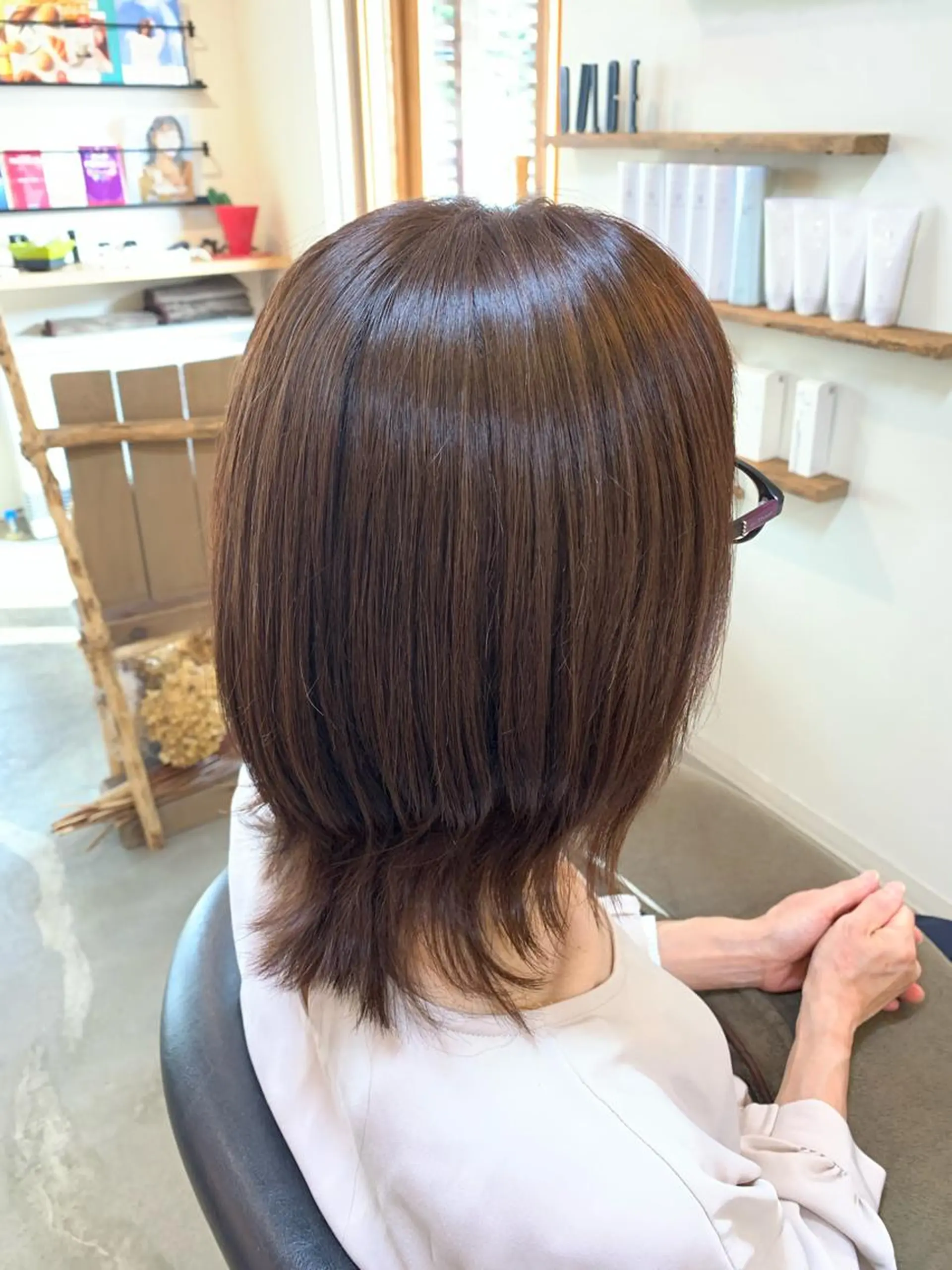 カラー ブラウンカラー 透明感カラー 三品 早妃のヘアスタイル