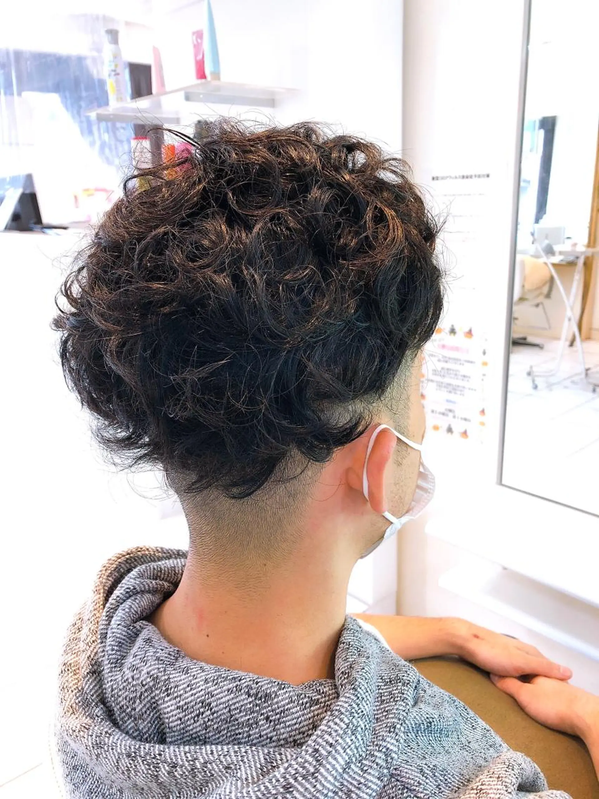 ショート パーマ メンズ 保住 亮太のヘアスタイル