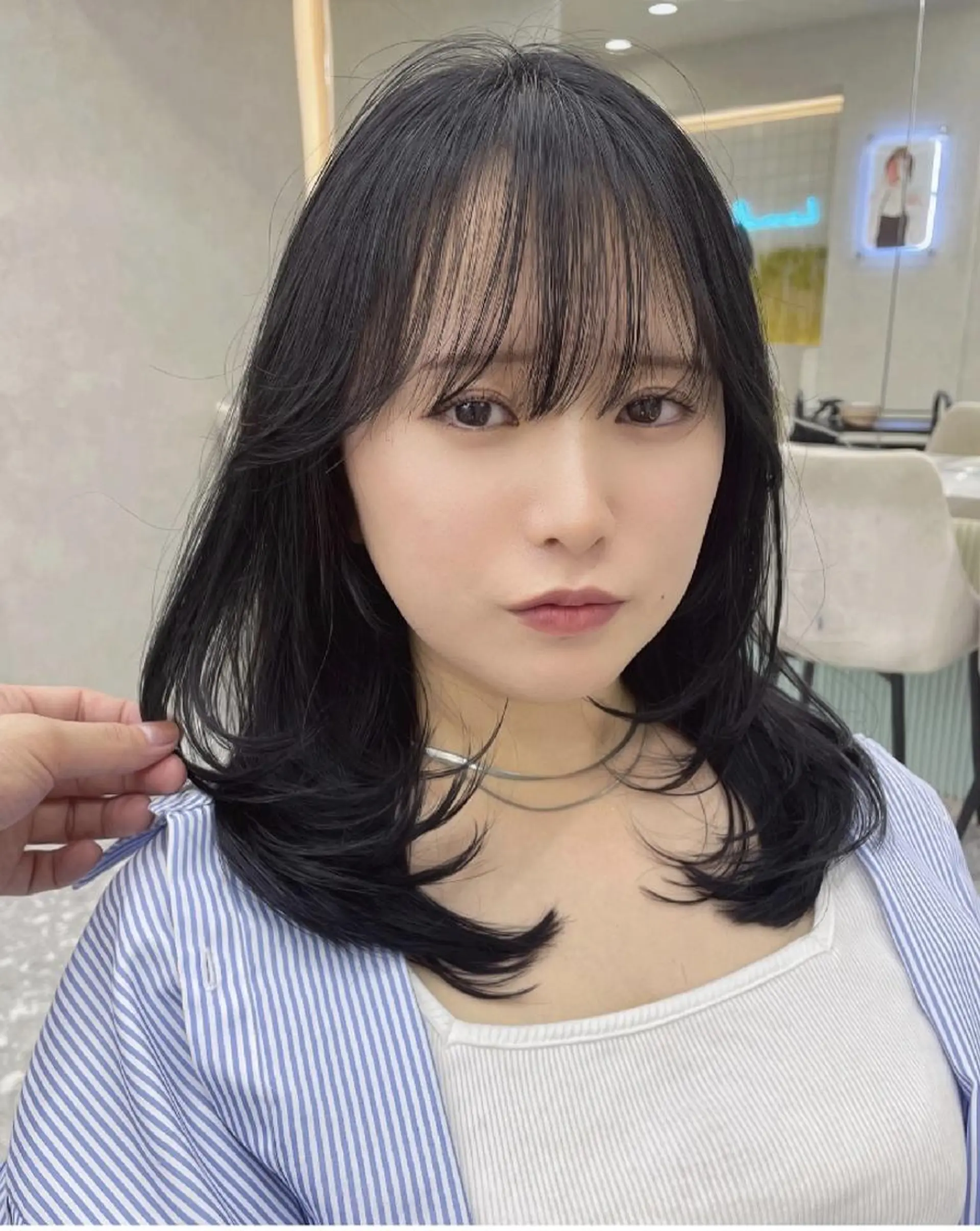 ロング 韓国風ヘア レイヤーカット ロンド　ウル所属・レイヤー/縮毛矯正⭐ 特化美容師のヘアスタイル