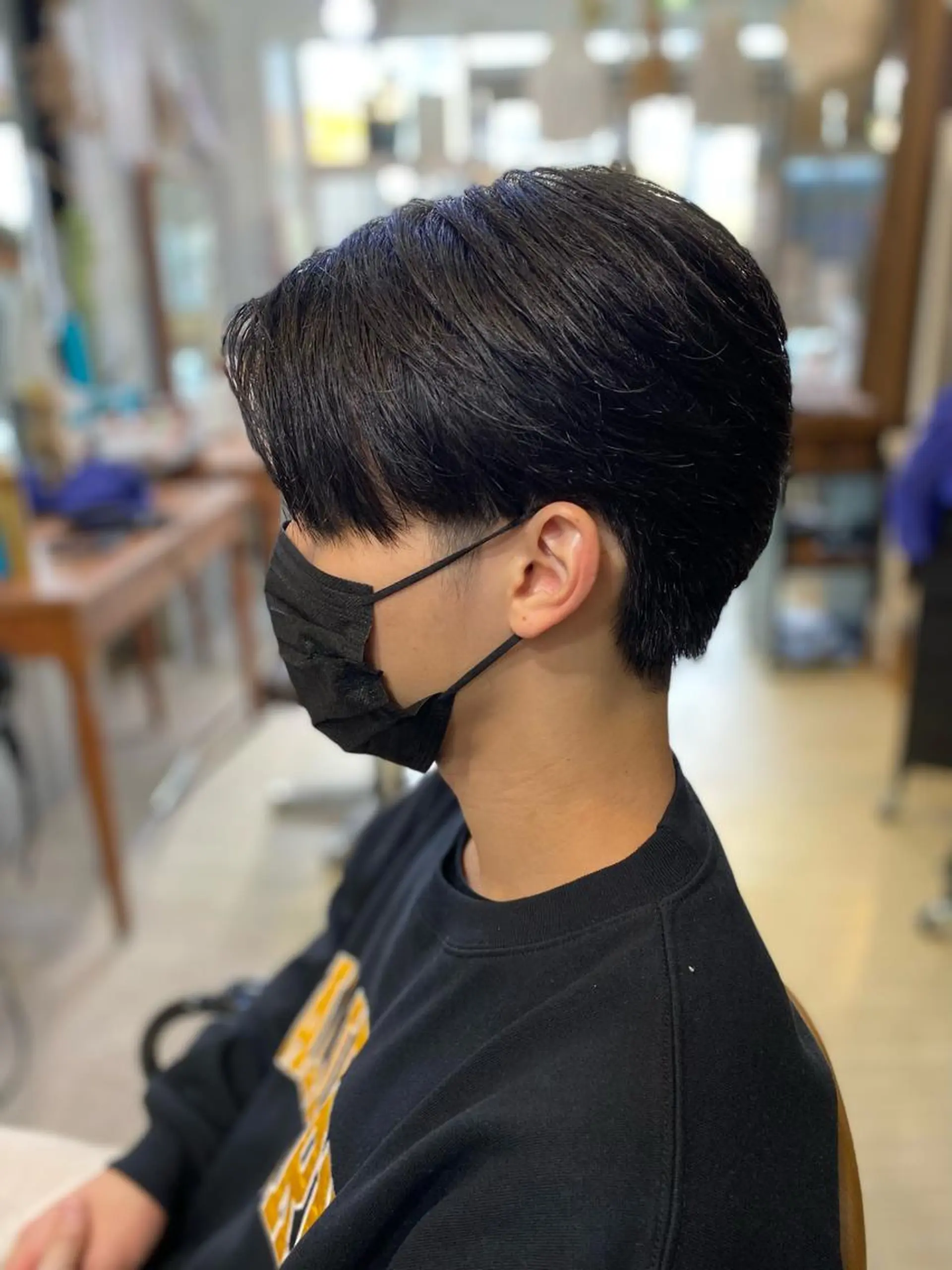 ショート メンズ センターパート マッシュ 刈り上げ sora所属・廣瀬 瞳のヘアスタイル