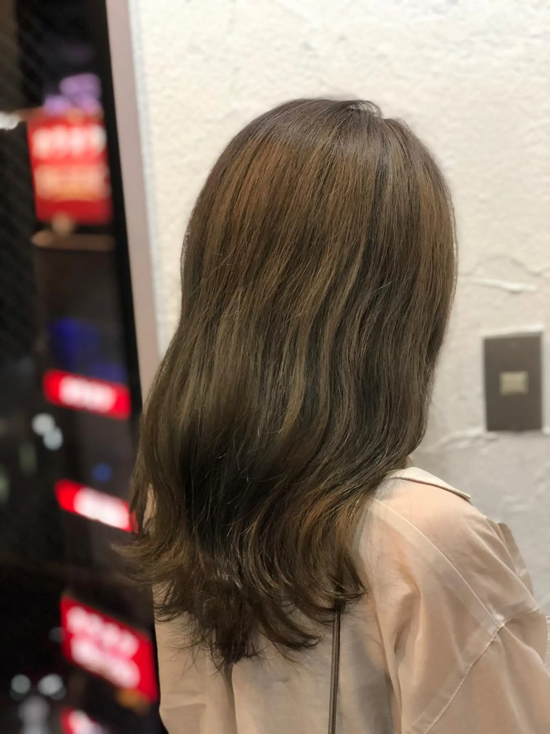 ミディアム カラー Bei Licoldo.Atole  ベイリコルド アトリ所属・ブリーチ、縮毛 髪質改善　宮城一真のヘアスタイル