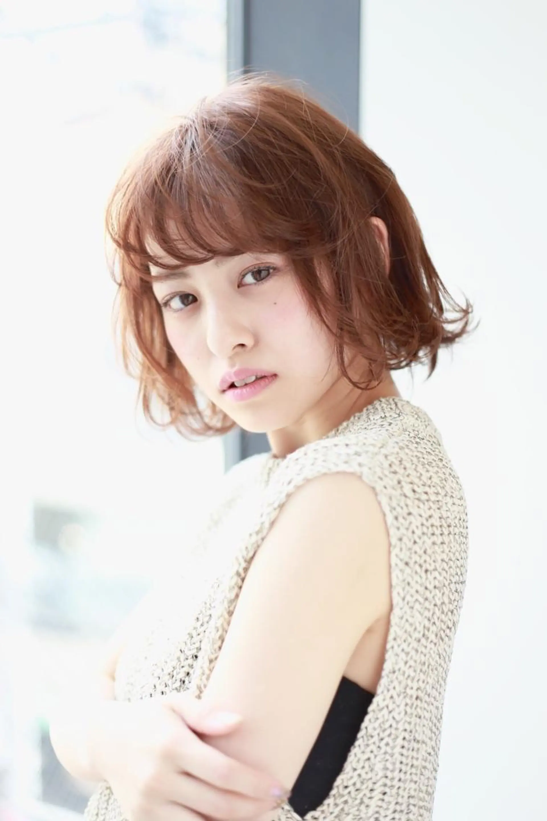 ミディアム 宮内 真乃のヘアスタイル