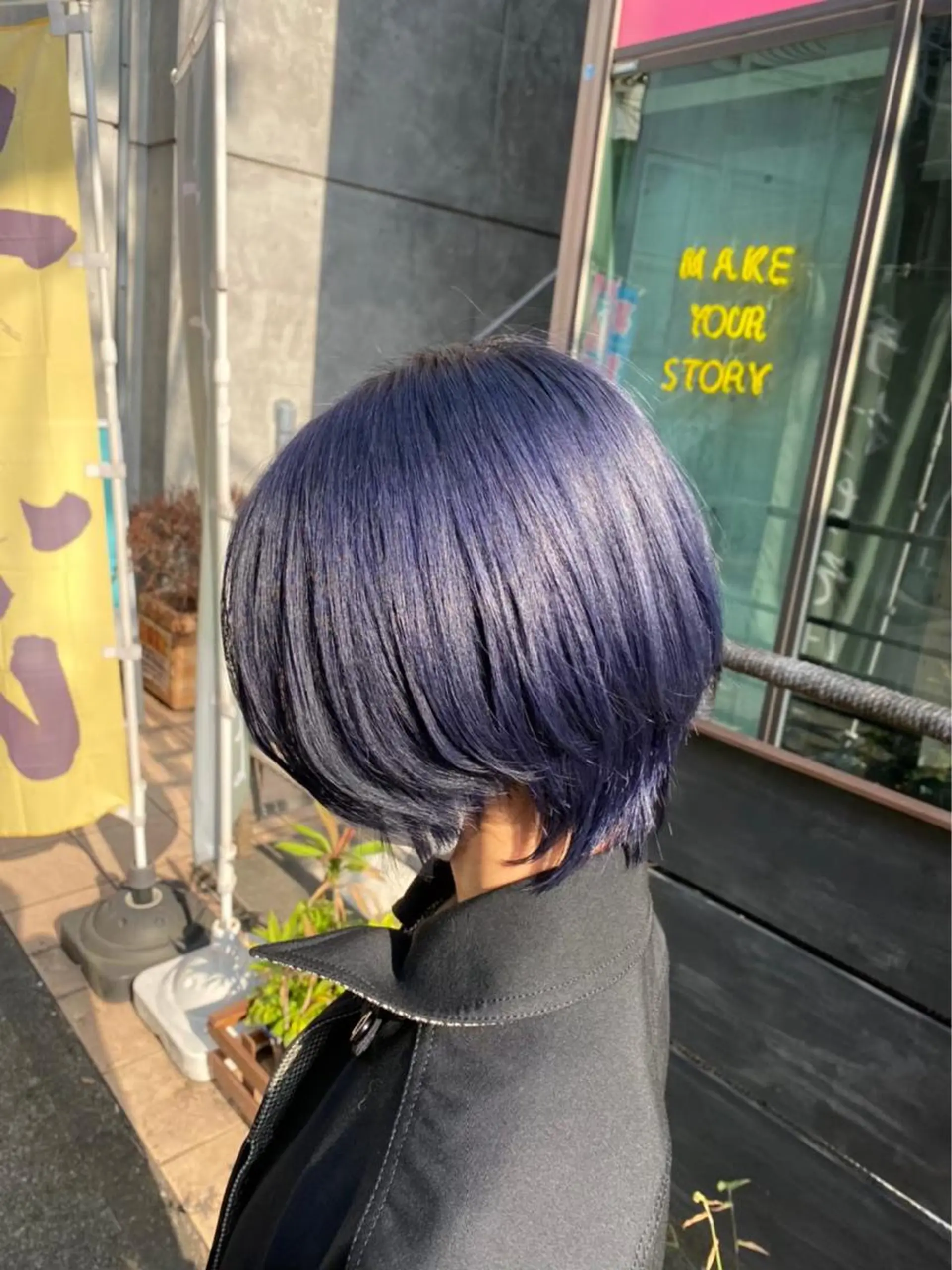 ショート カラー ネイビーカラー ショートヘア 👻個性派/透明感 /栄/misaのヘアスタイル