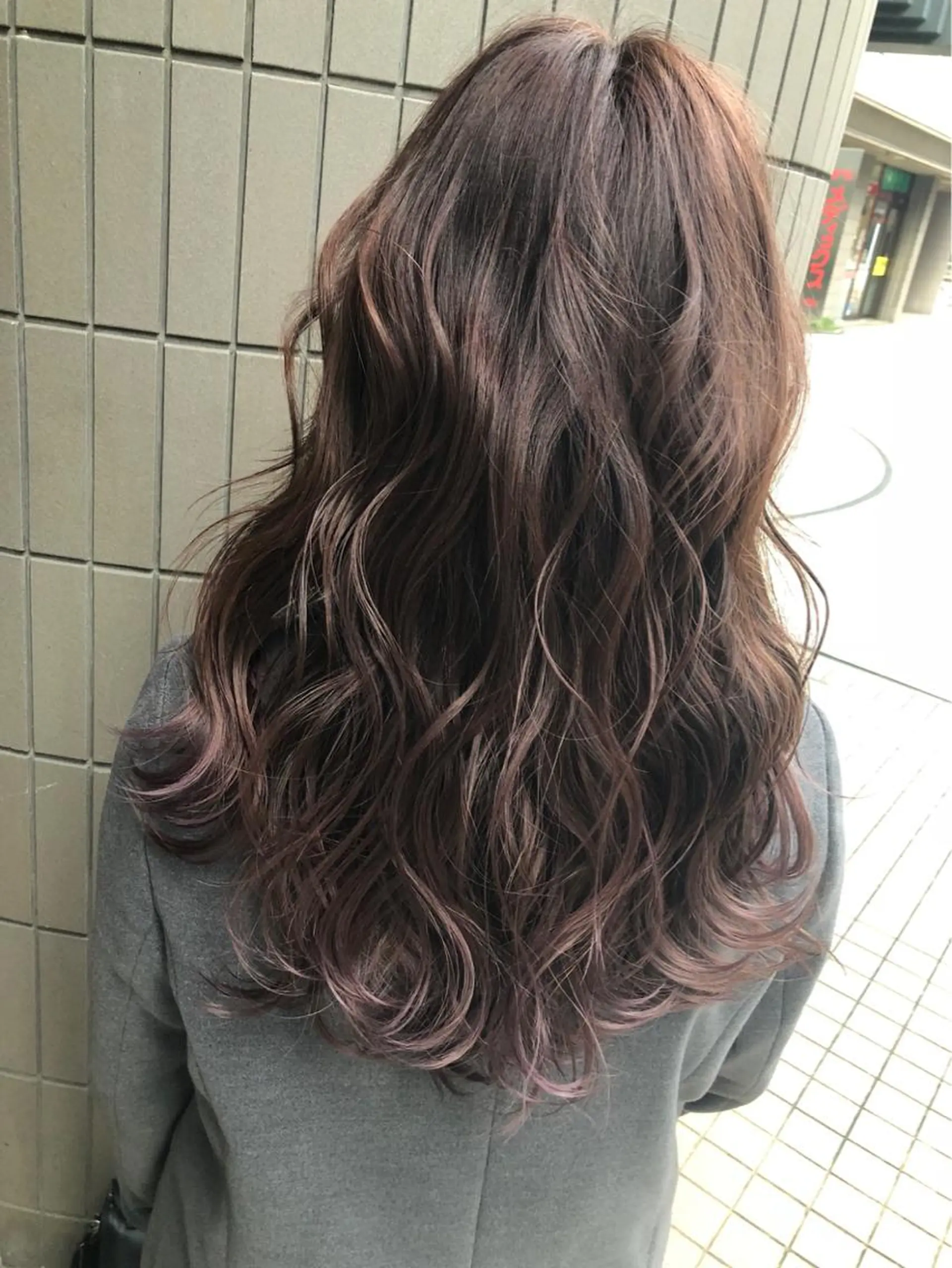 ロング カラー ブラウンカラー グラデーションカラー ピンクカラー ピンクブラウン 透明感韓国ヘア♡ みつきのヘアスタイル