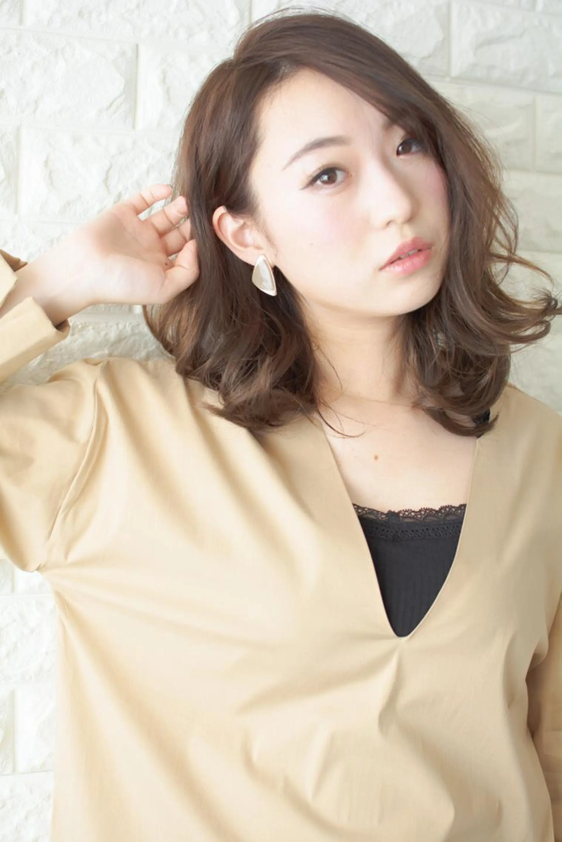 セミロング カラー ショートボブ ベージュカラー ブルーカラー ブルージュ グレージュ 撮影モデル 斉藤 正敏のその他イメージ