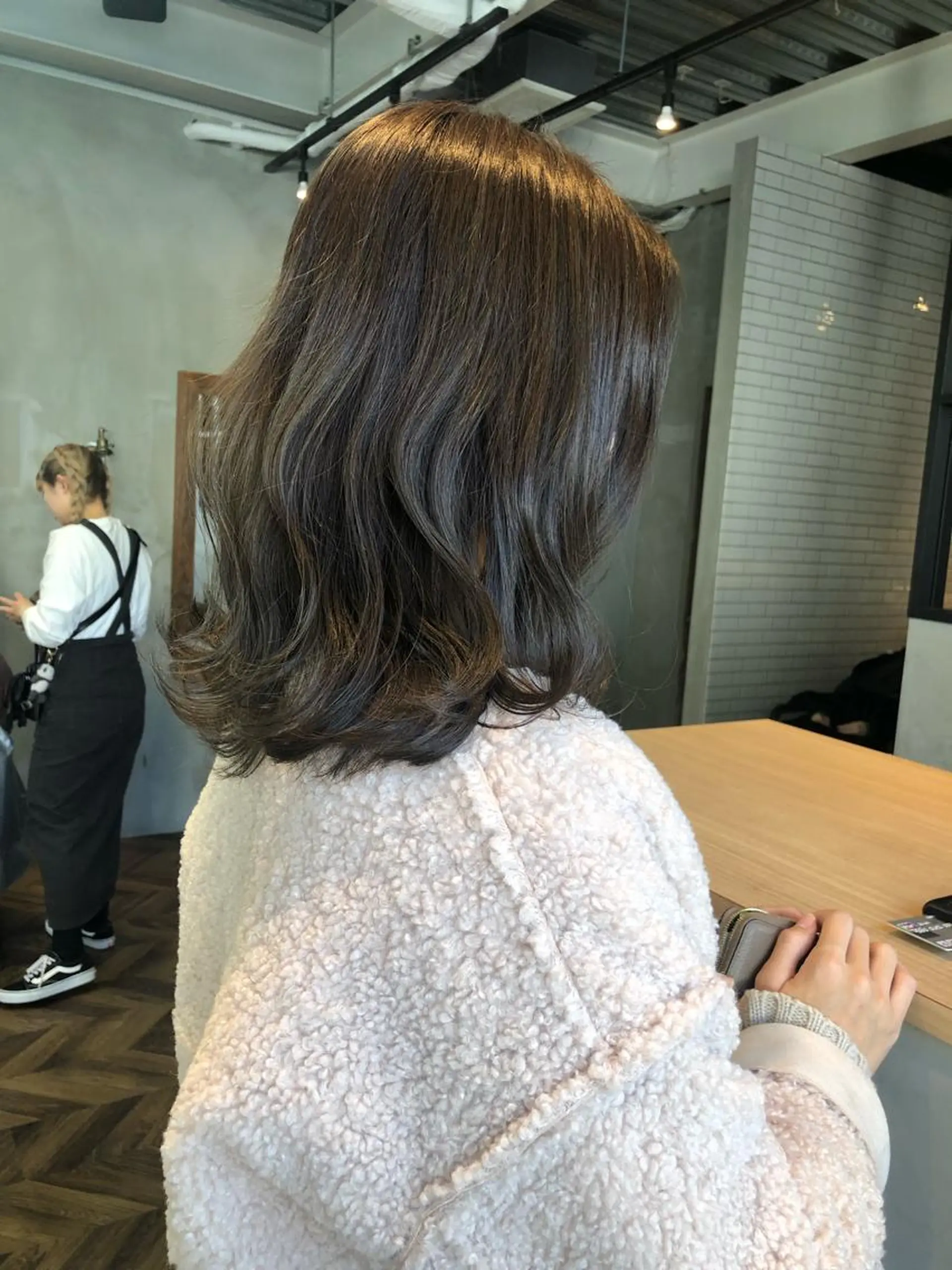 ミディアム カラー 遠藤 眞実のヘアスタイル