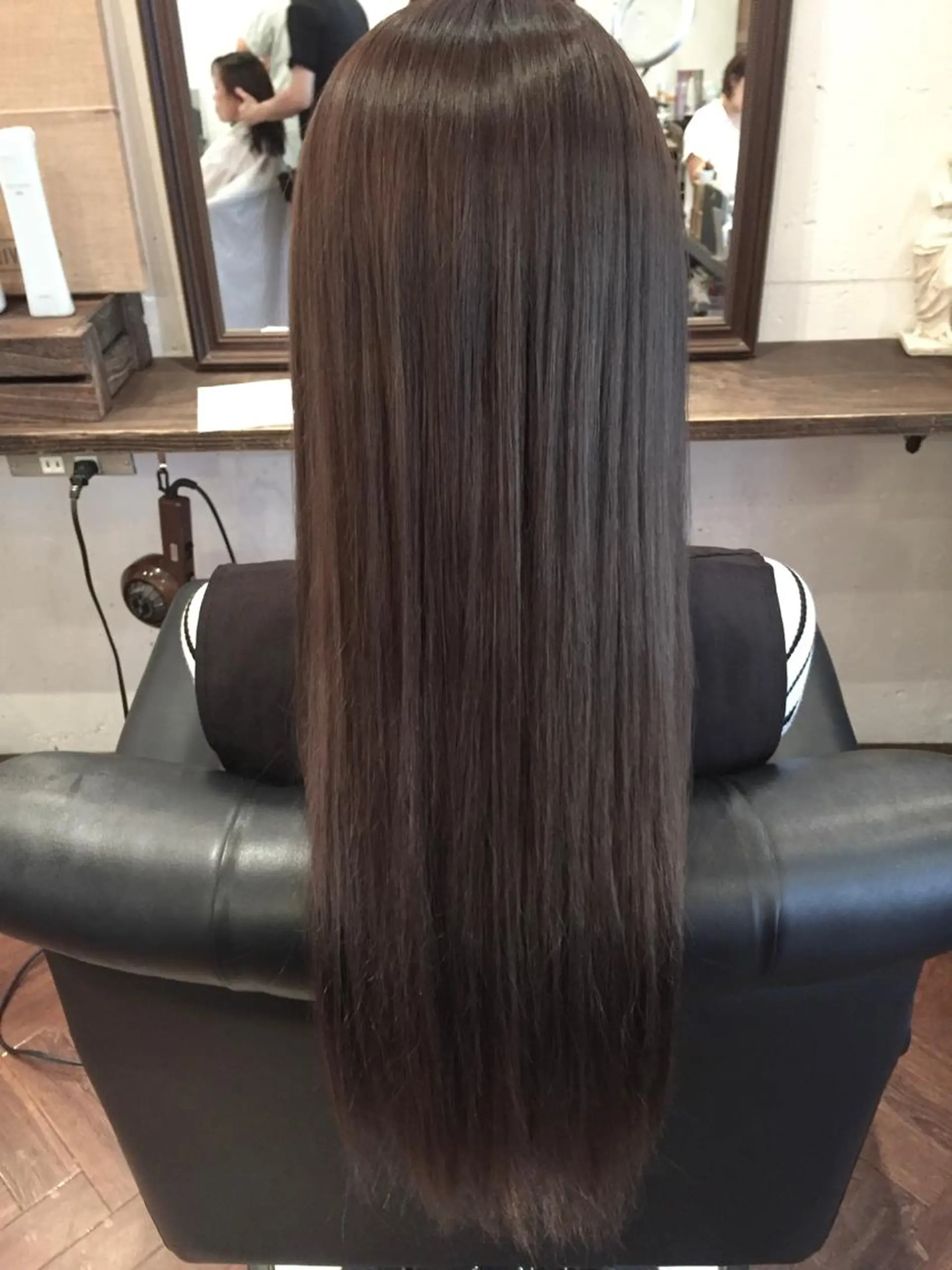 ロング カラー アッシュ アッシュブラウン ブラウンカラー ヘアカラー トリートメント いしだ みさきのヘアスタイル