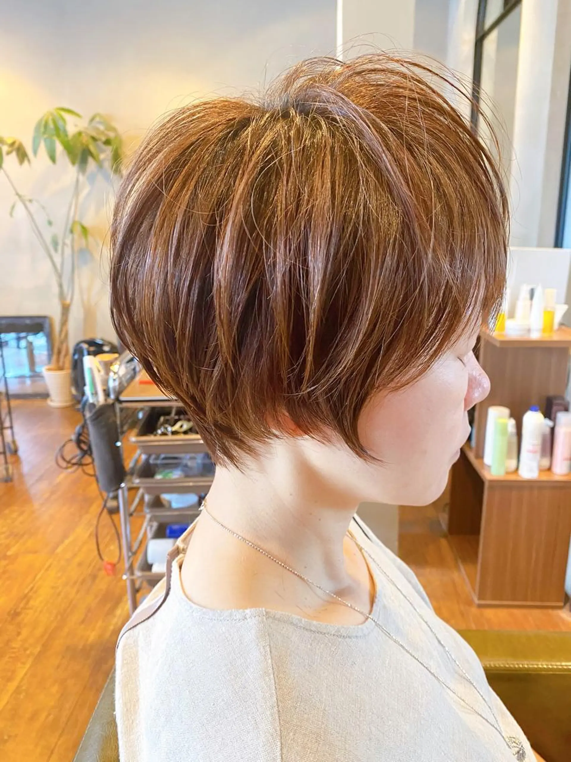 ショート カット ヘアカラー FELIZA所属・似合わせの達人🔥 石川就平のヘアスタイル
