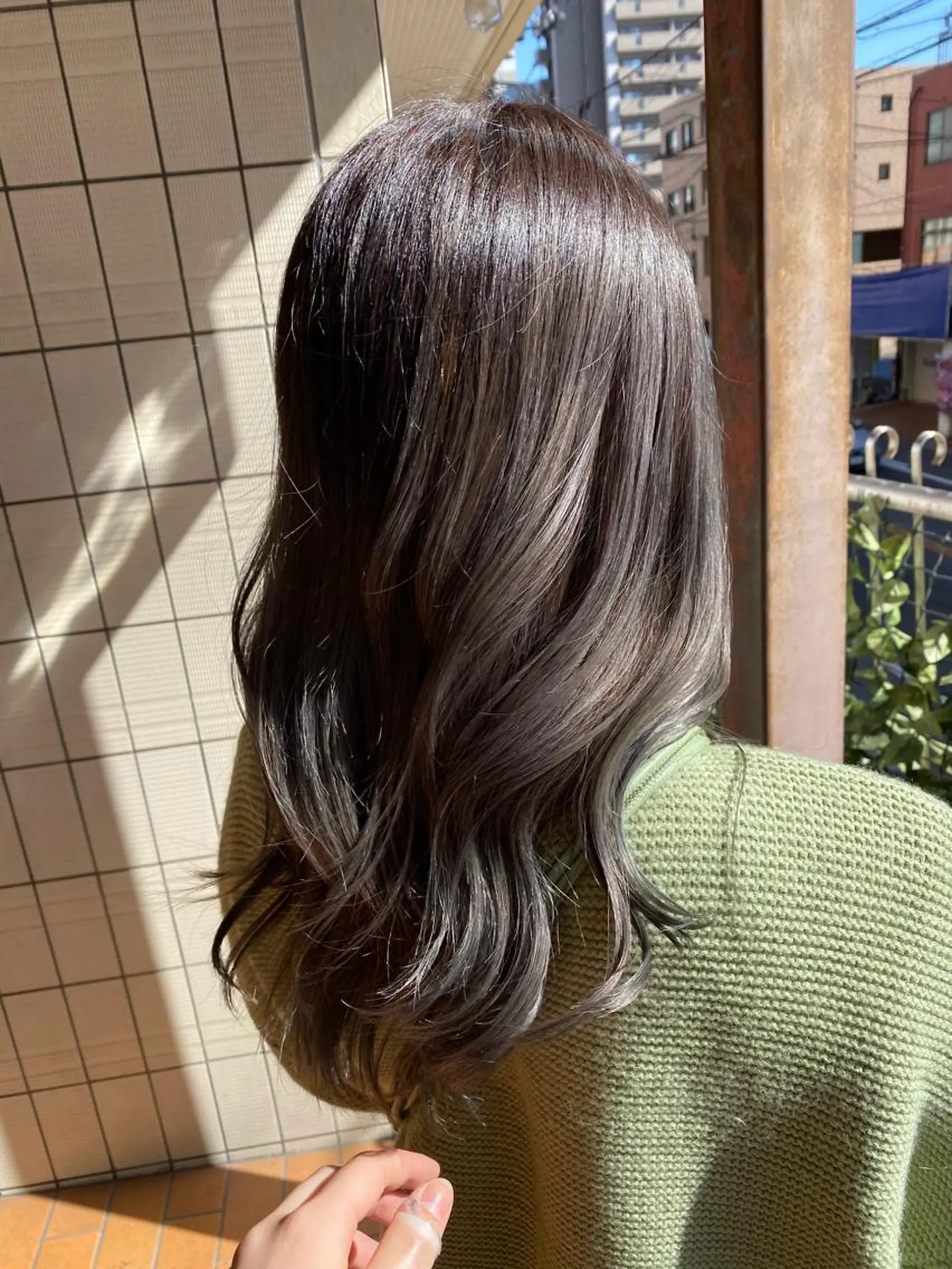 セミロング カラー ブリーチ グラデーションカラー ヘアカラー ELLE&SALLY 石野のヘアスタイル