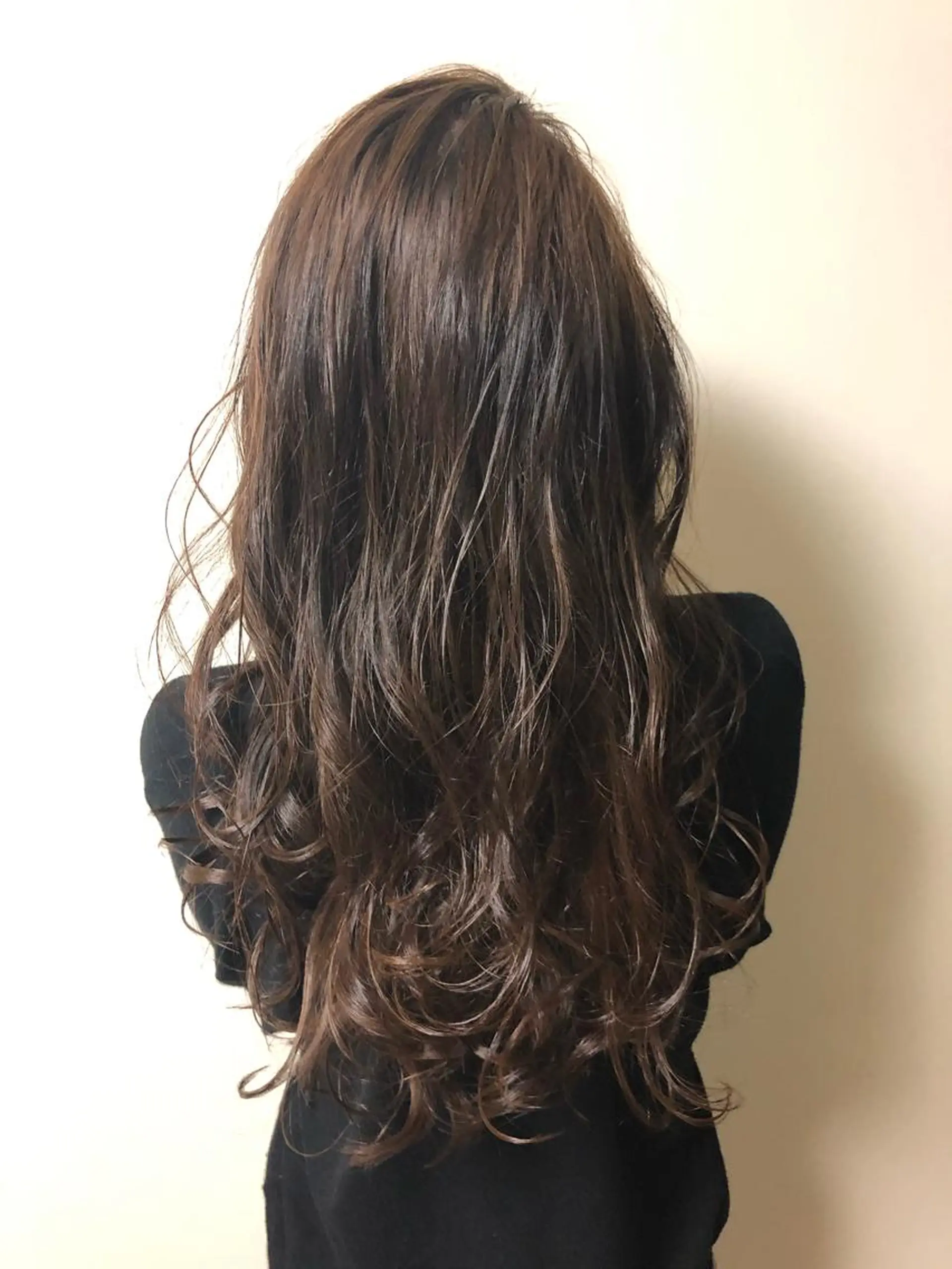 ロング カラー 渕向 克海のヘアスタイル