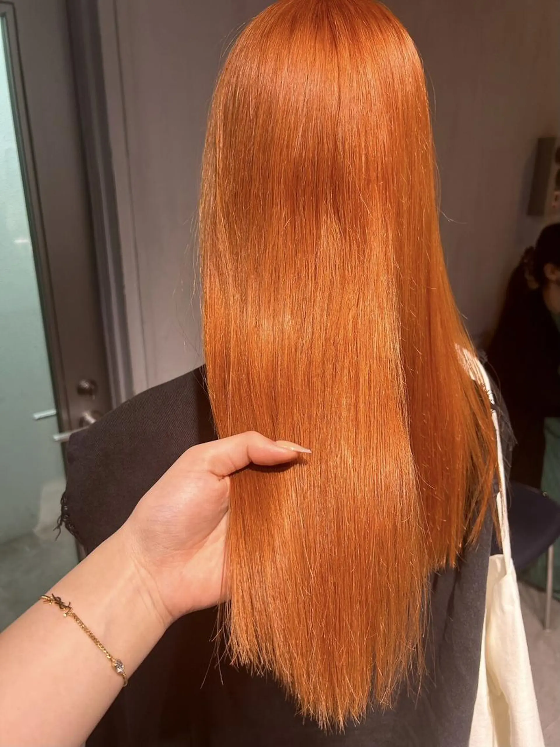 カラー セミロング 💗爆美女製造機💗 ハイトーン-髪質改善のヘアスタイル