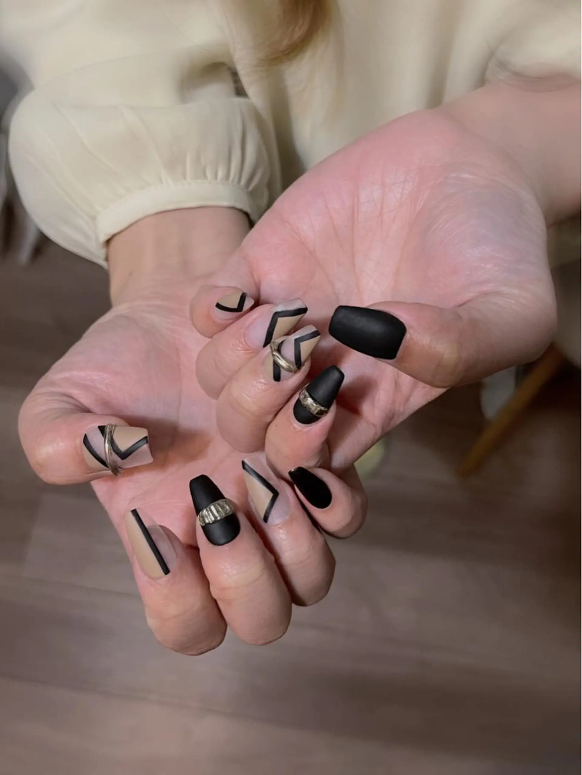 ネイル C.C.Nail Salon 池袋店所属・C.C.Studio 池袋のネイルデザイン